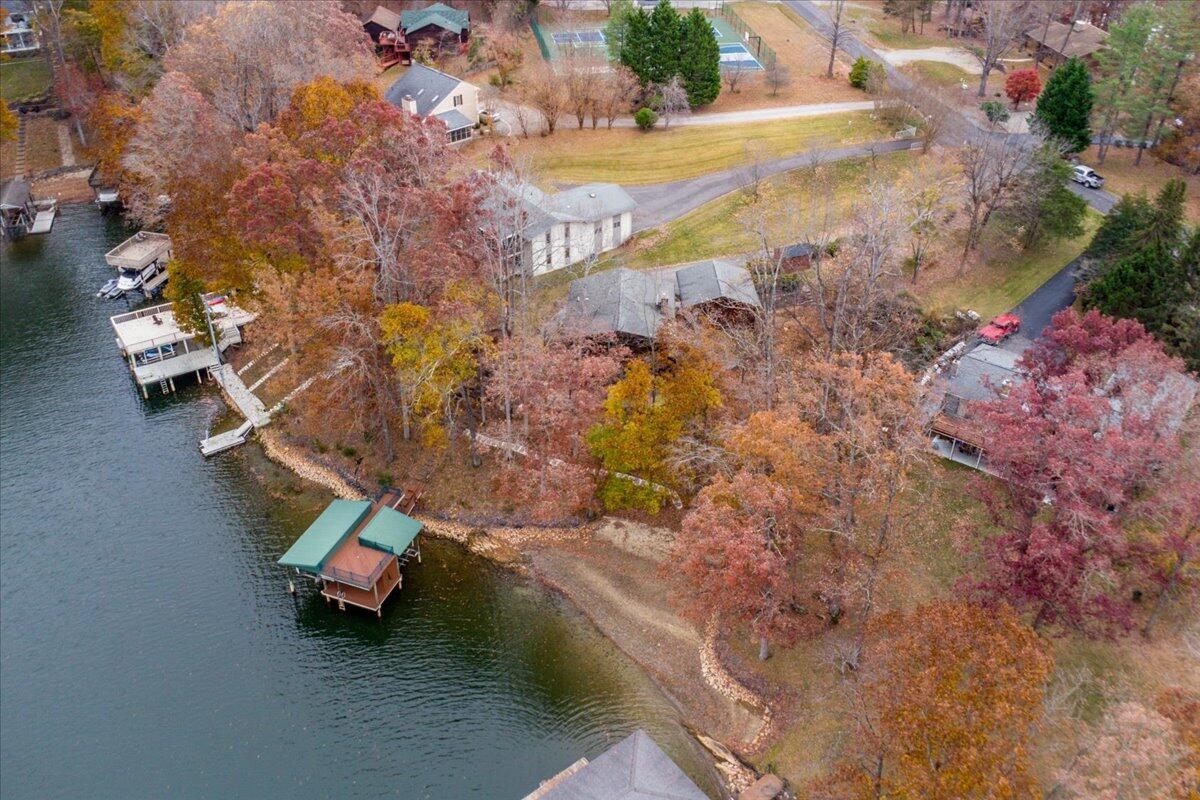 307 Meadow Point Drive Moneta VA 24121