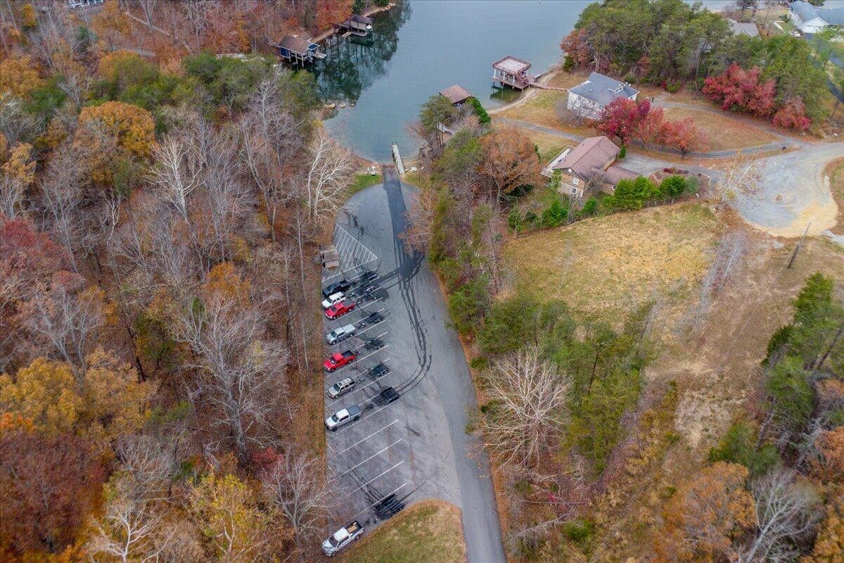 307 Meadow Point Drive Moneta VA 24121