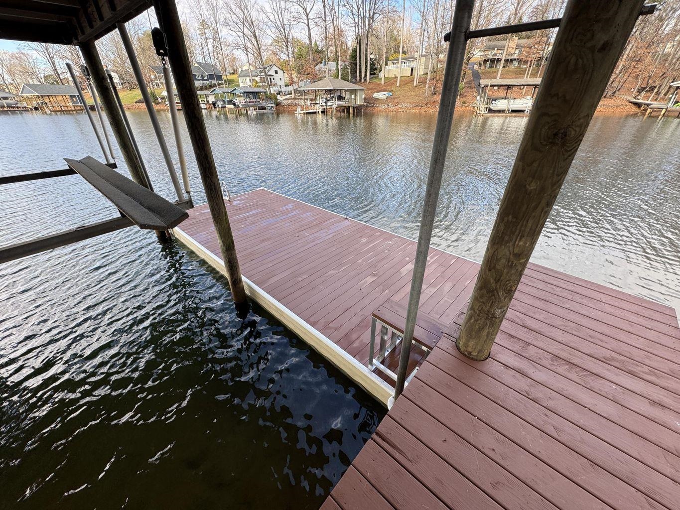 307 Meadow Point Drive Moneta VA 24121