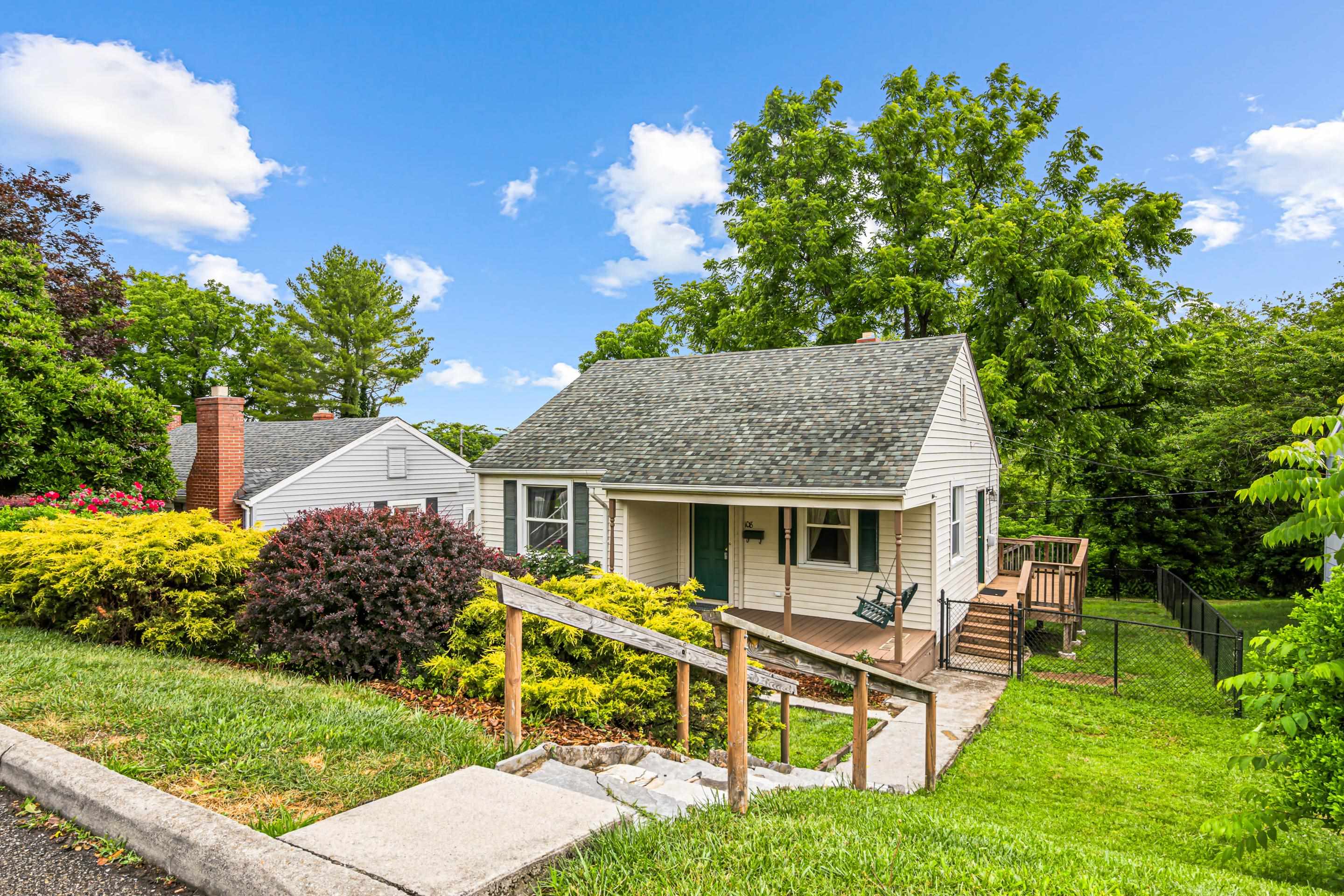 108 Monroe Street Radford VA 24141