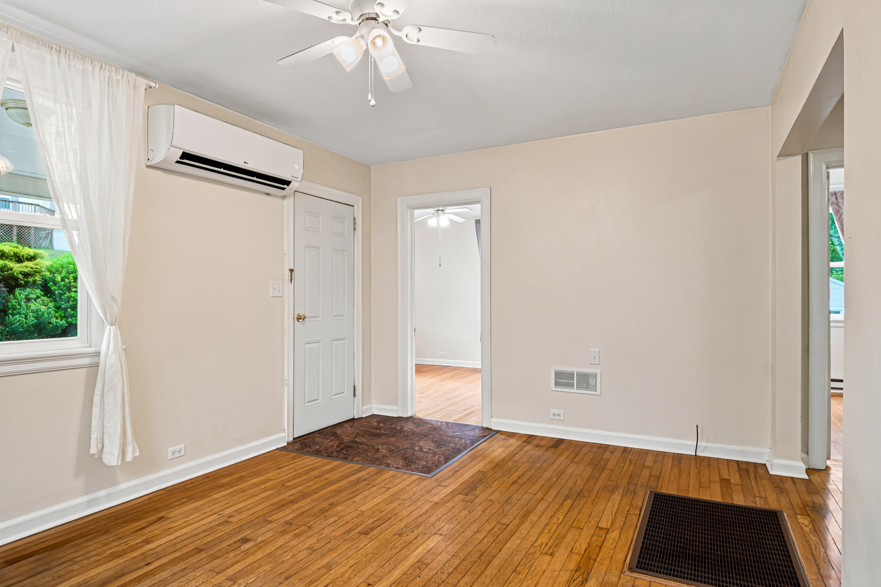 108 Monroe Street Radford VA 24141