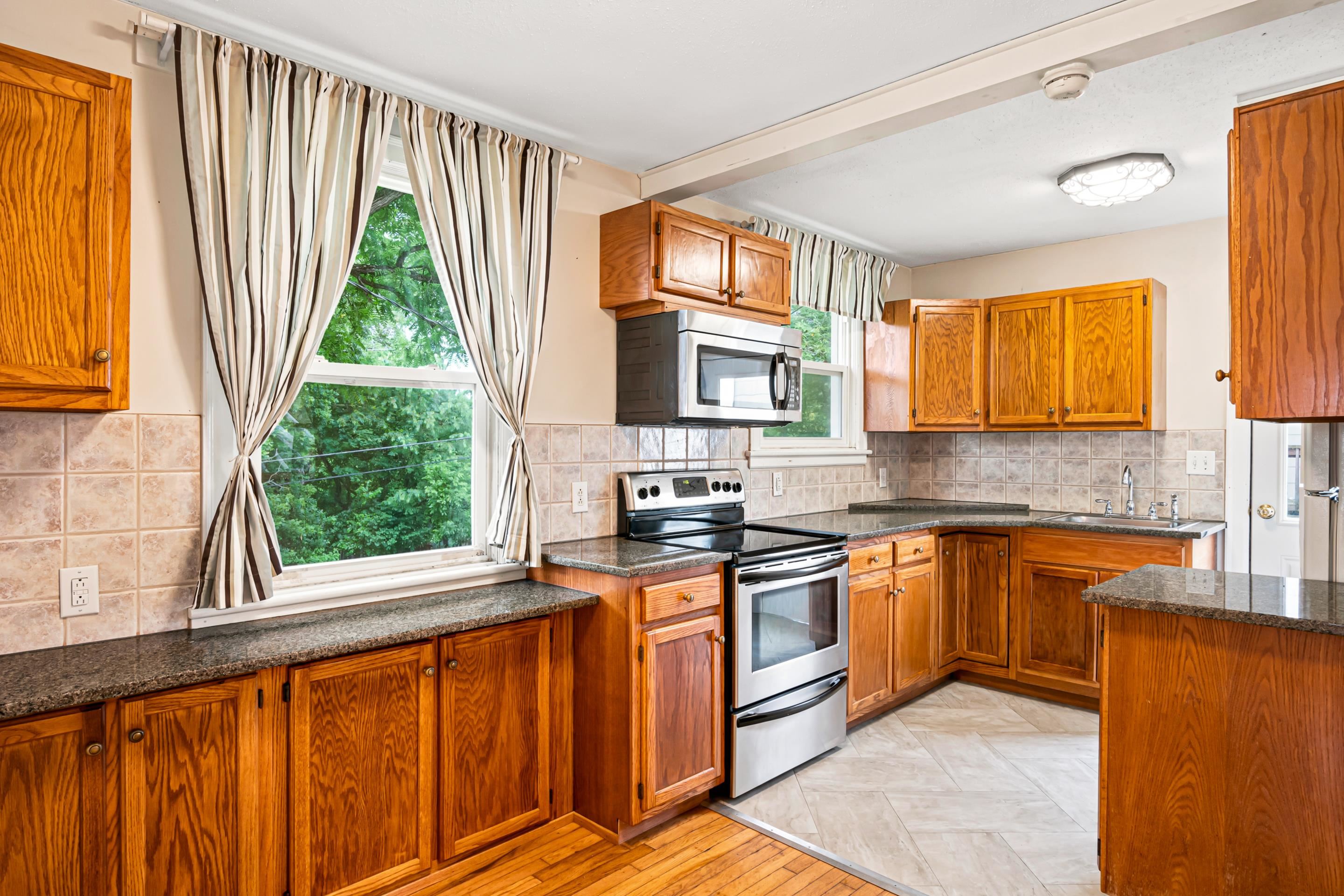 108 Monroe Street Radford VA 24141