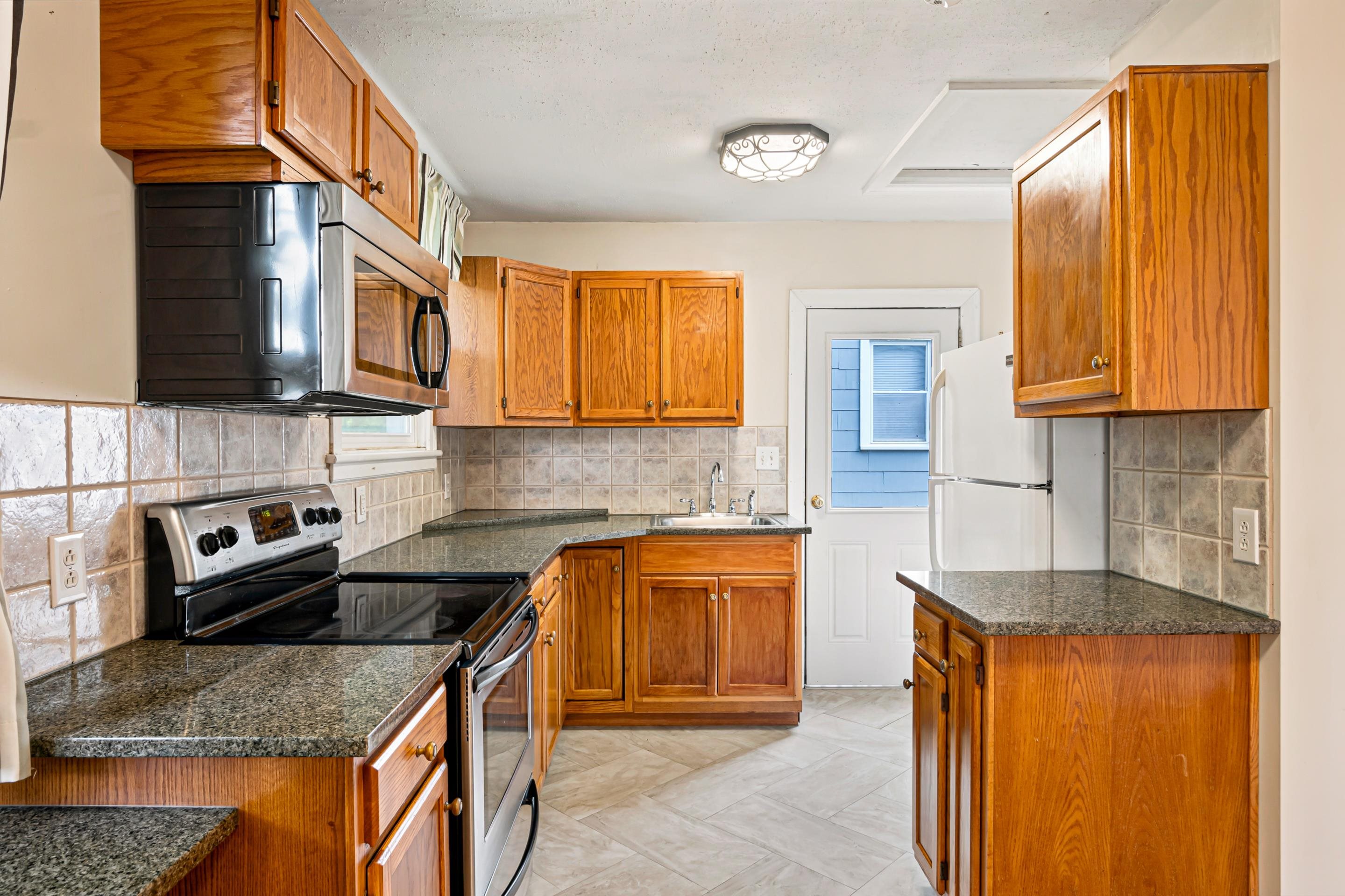 108 Monroe Street Radford VA 24141