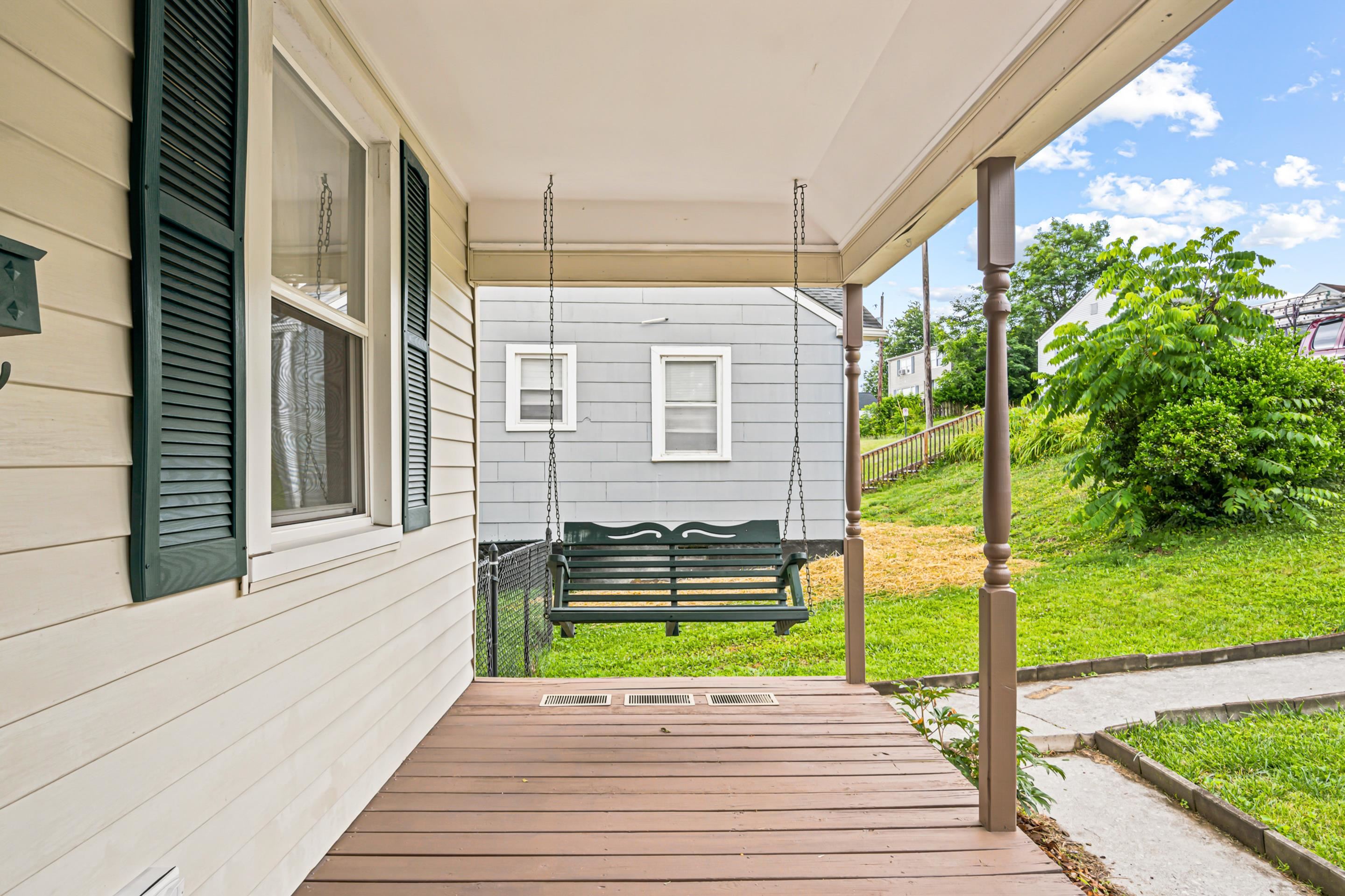 108 Monroe Street Radford VA 24141
