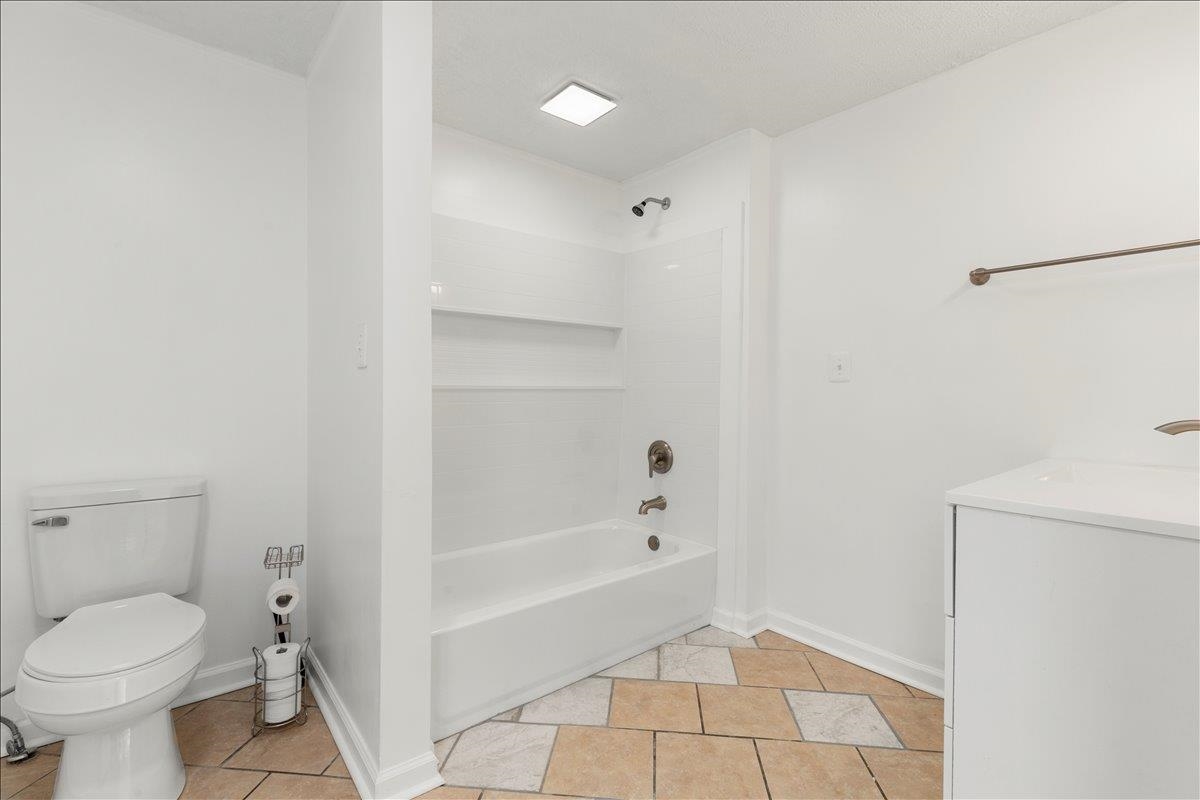 142 Lake Street Pulaski VA 24301