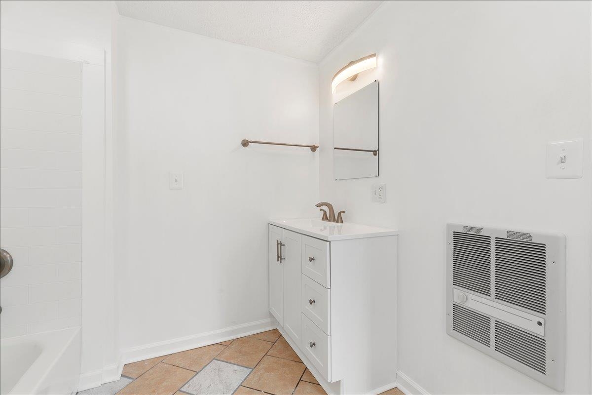 142 Lake Street Pulaski VA 24301