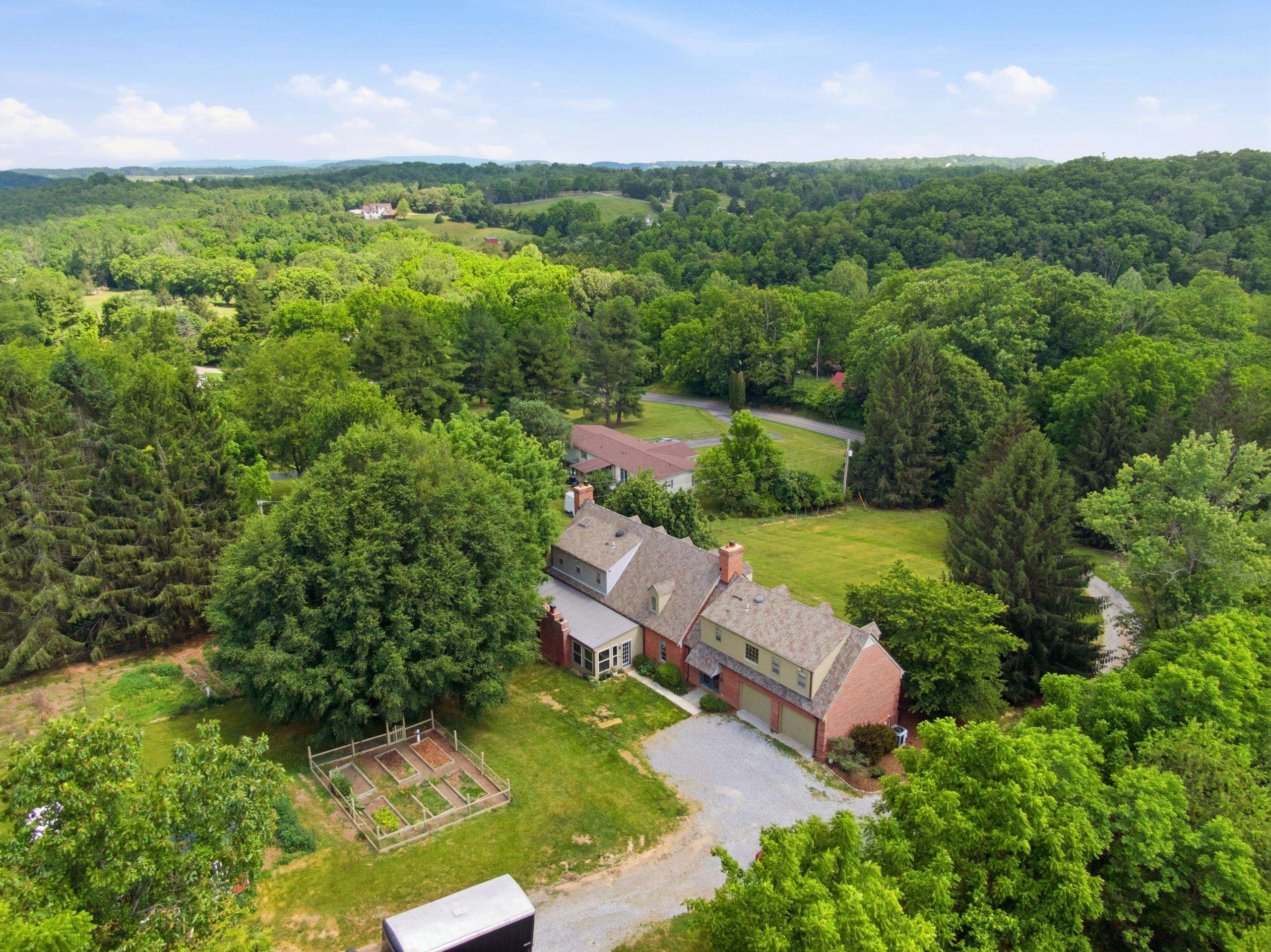 4299 Piney Woods Road Christiansburg VA 24073
