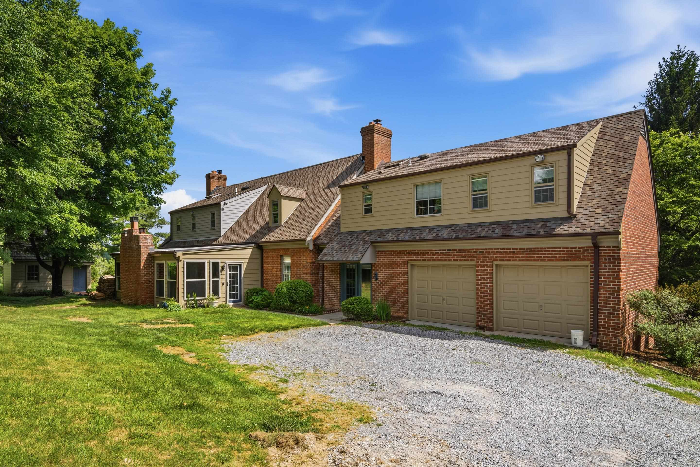 4299 Piney Woods Road Christiansburg VA 24073