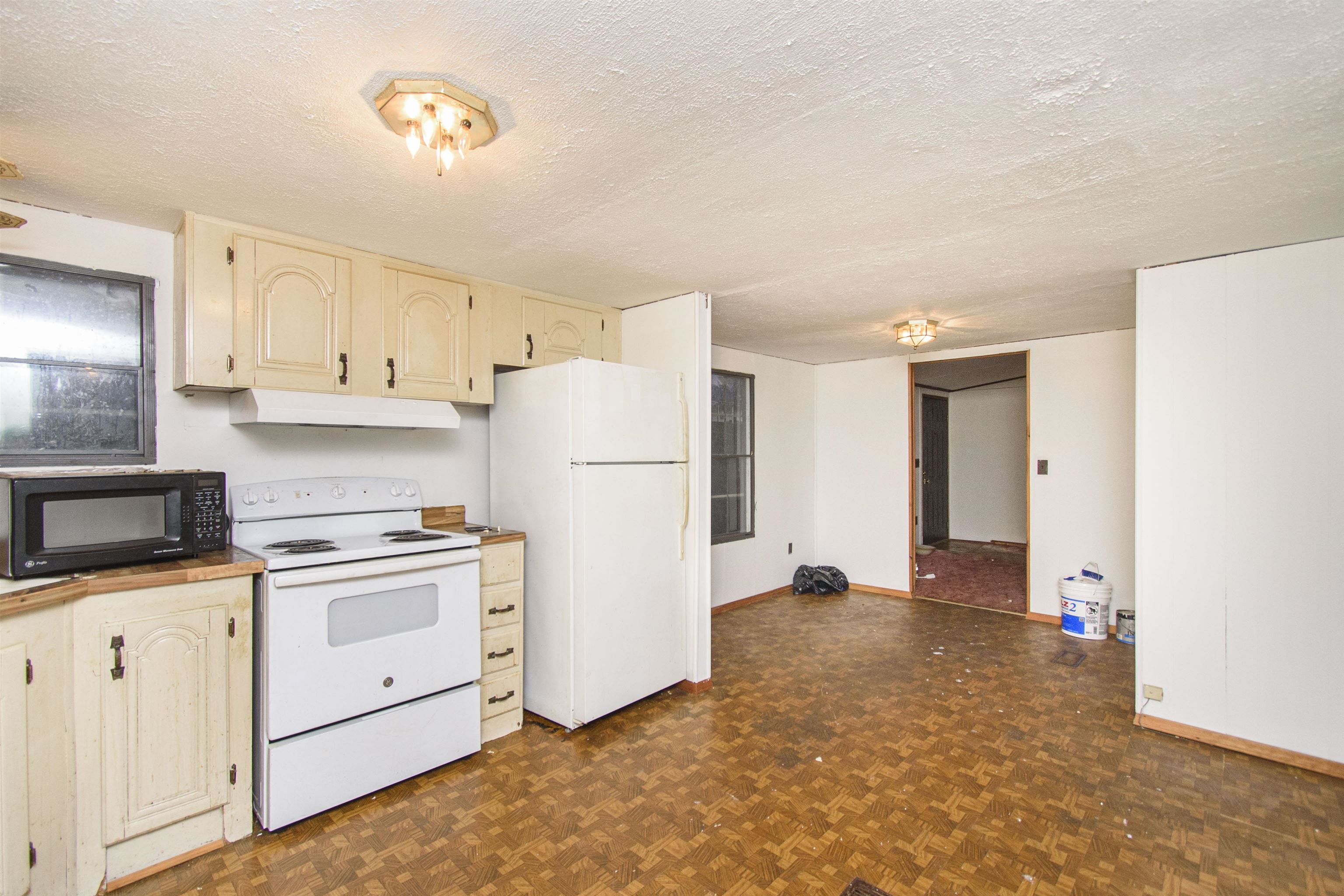 3727 Largen Hill Court Pulaski VA 24301