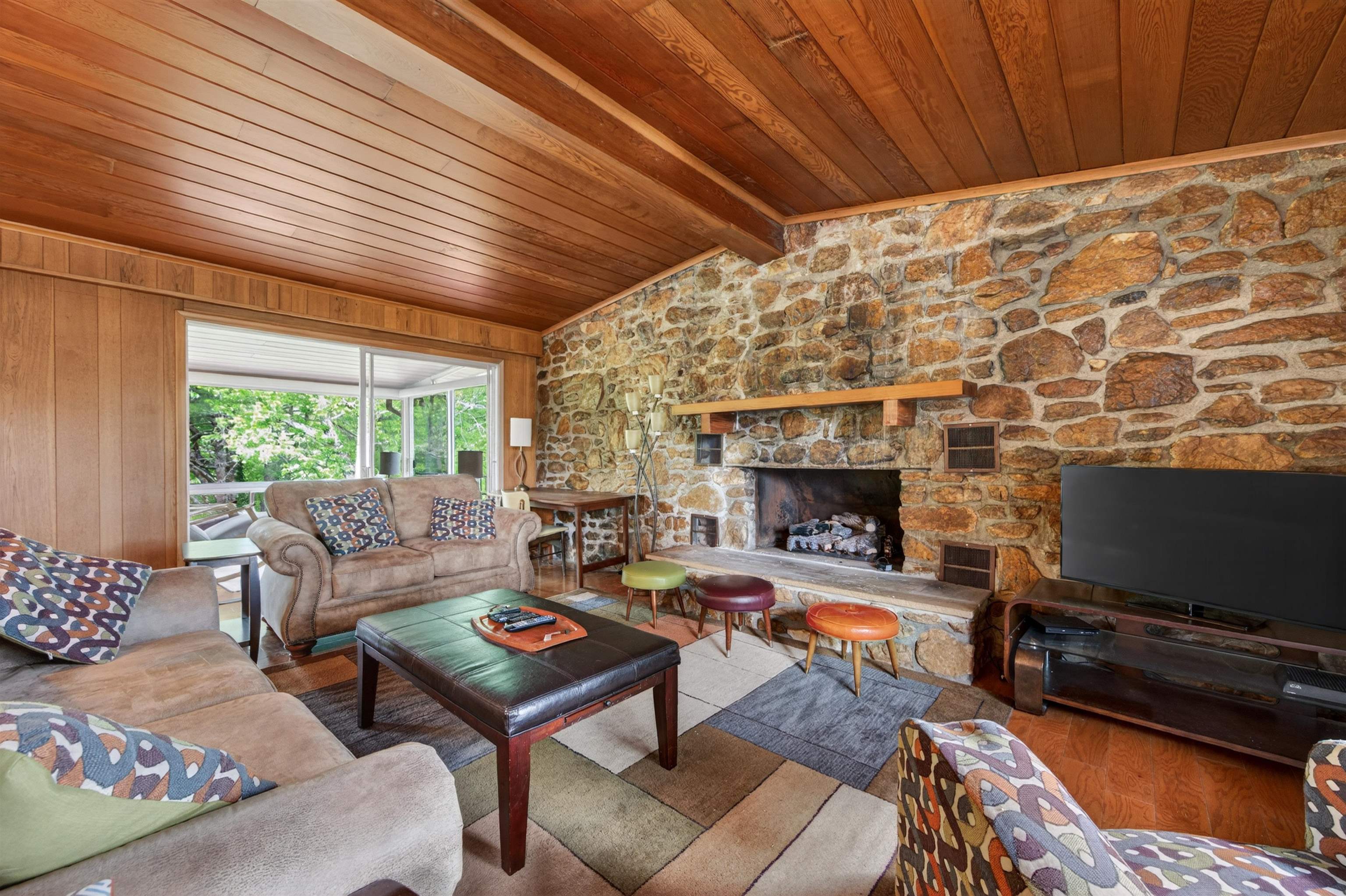 1436 Mayberry Church Road Meadows Of Dan VA 24120