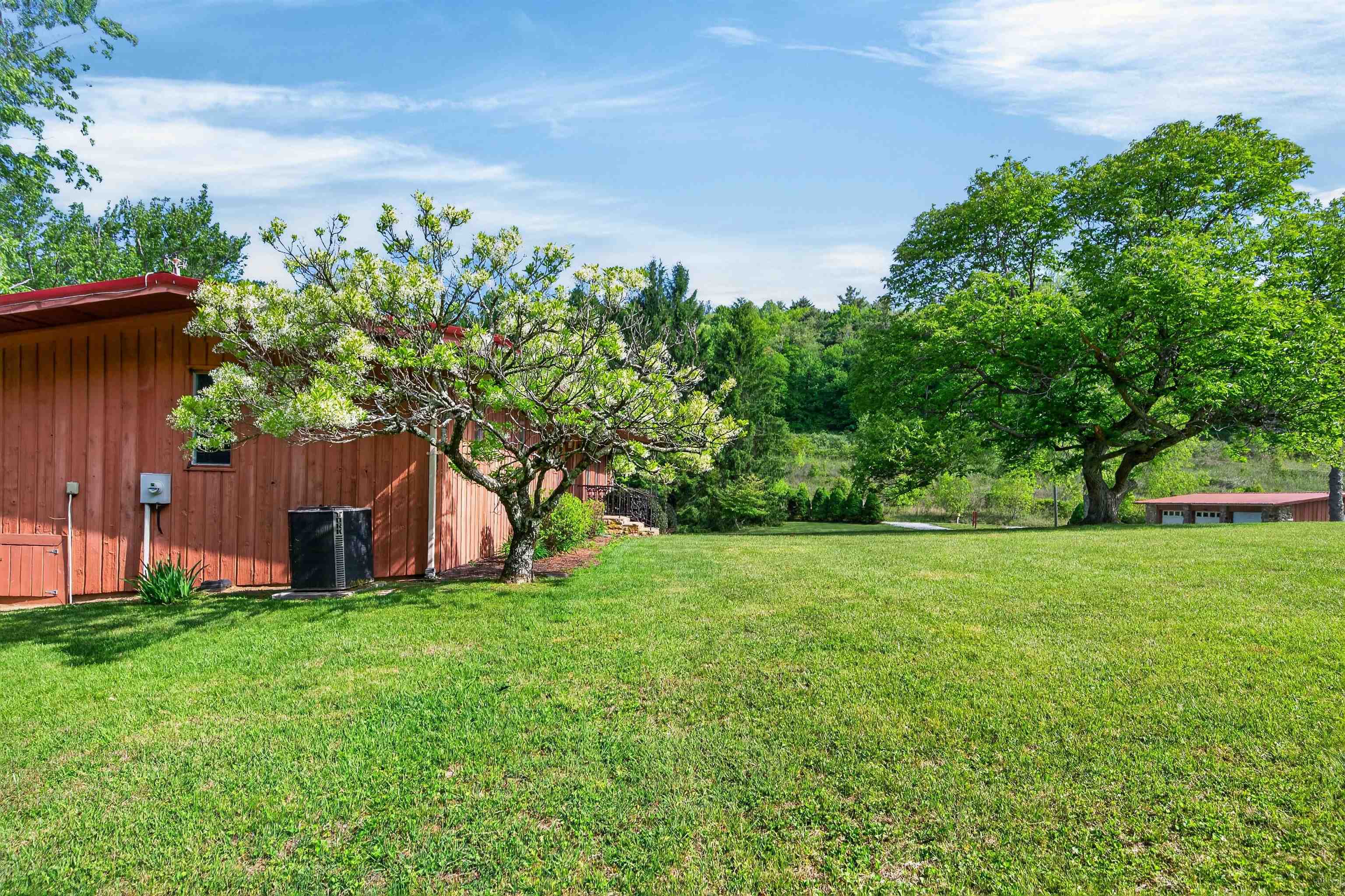 1436 Mayberry Church Road Meadows Of Dan VA 24120