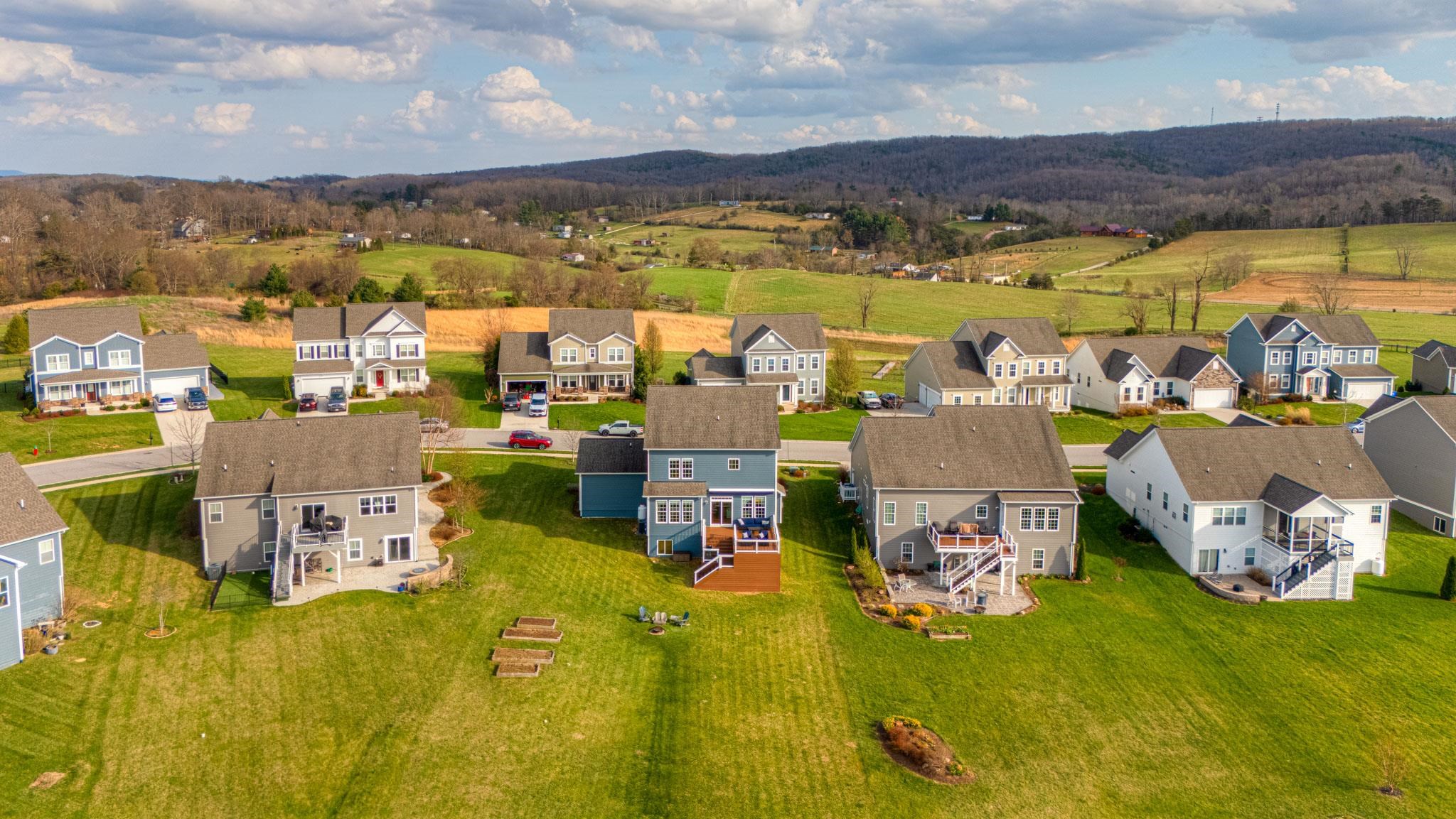 2285 Scenic Ridge Circle Blacksburg VA 24060
