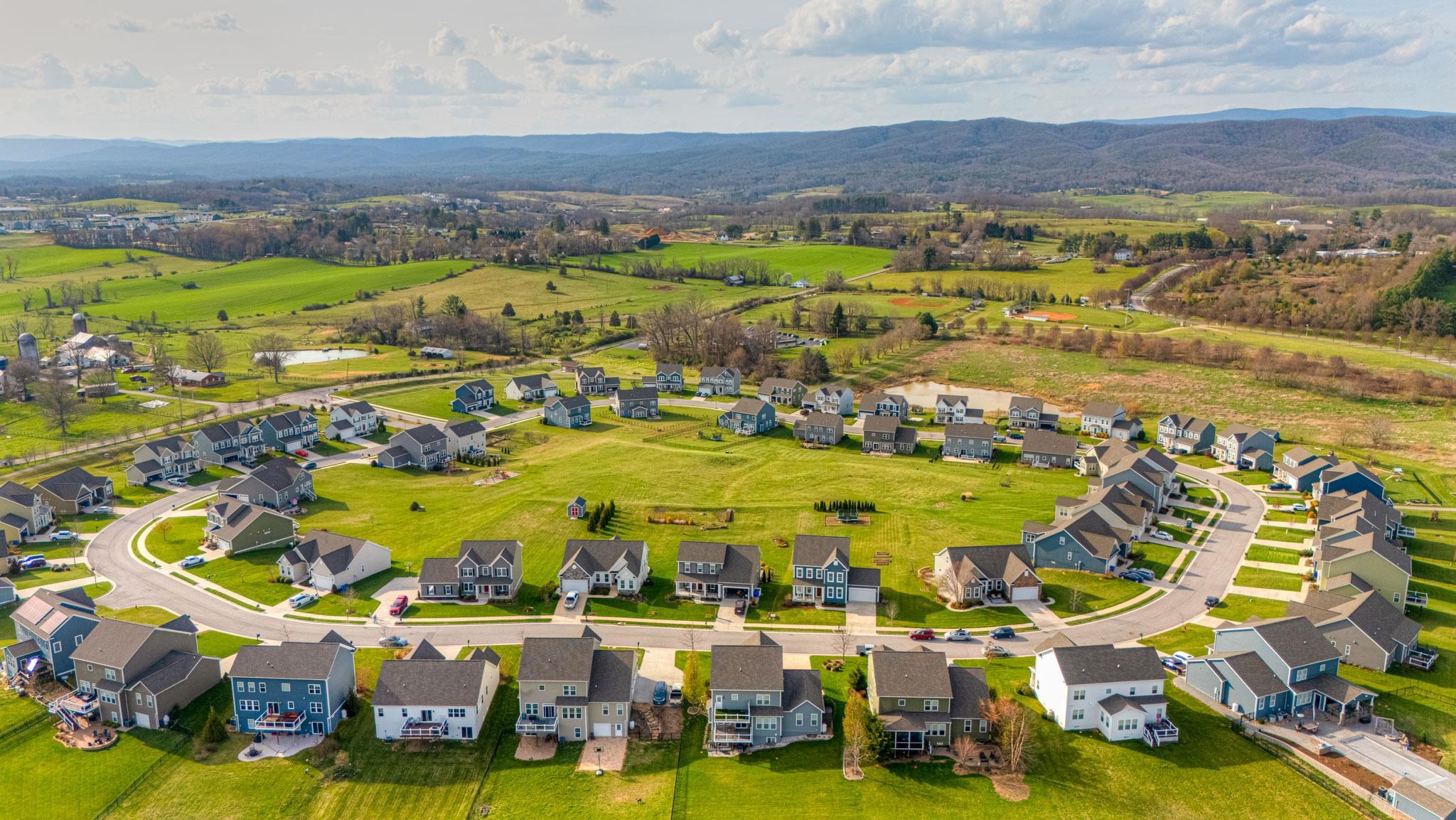 2285 Scenic Ridge Circle Blacksburg VA 24060