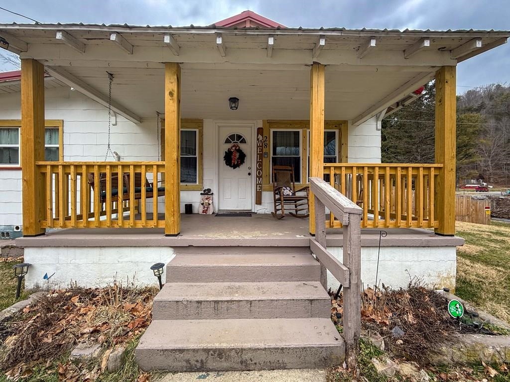 28 Fernwood Drive Rocky Gap VA 24366