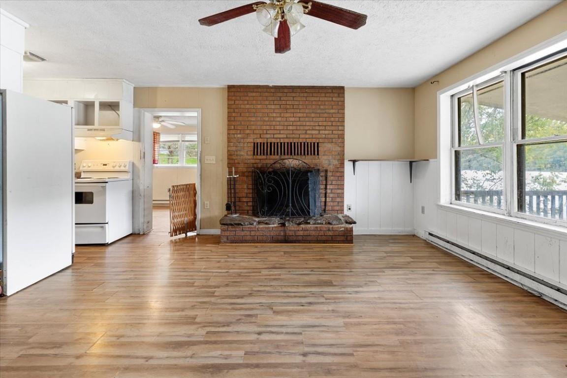 2532 Bethel Church Road Hiwassee VA 24347