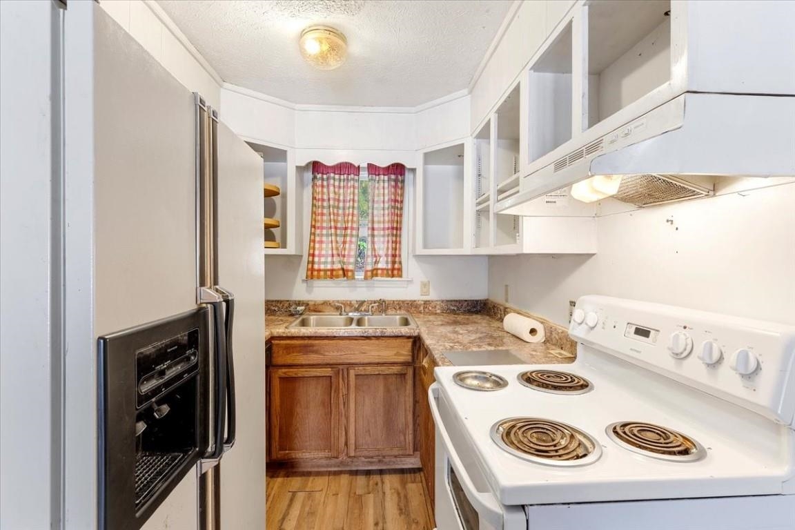 2532 Bethel Church Road Hiwassee VA 24347