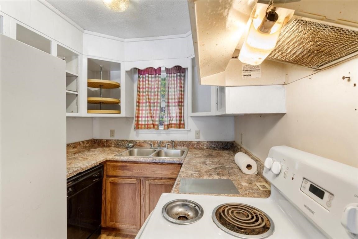 2532 Bethel Church Road Hiwassee VA 24347