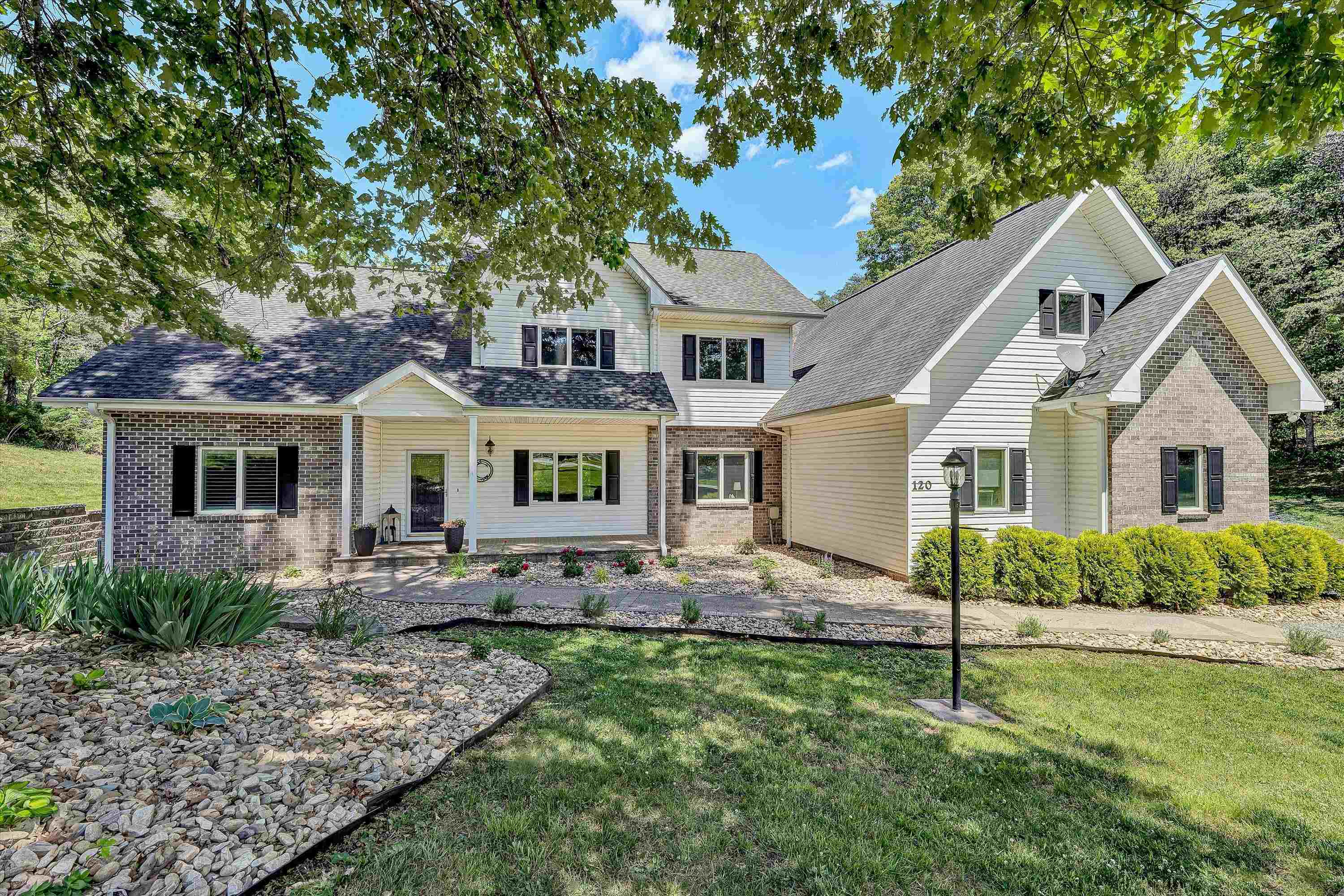 120 Stonelea Drive Troutville VA 24175