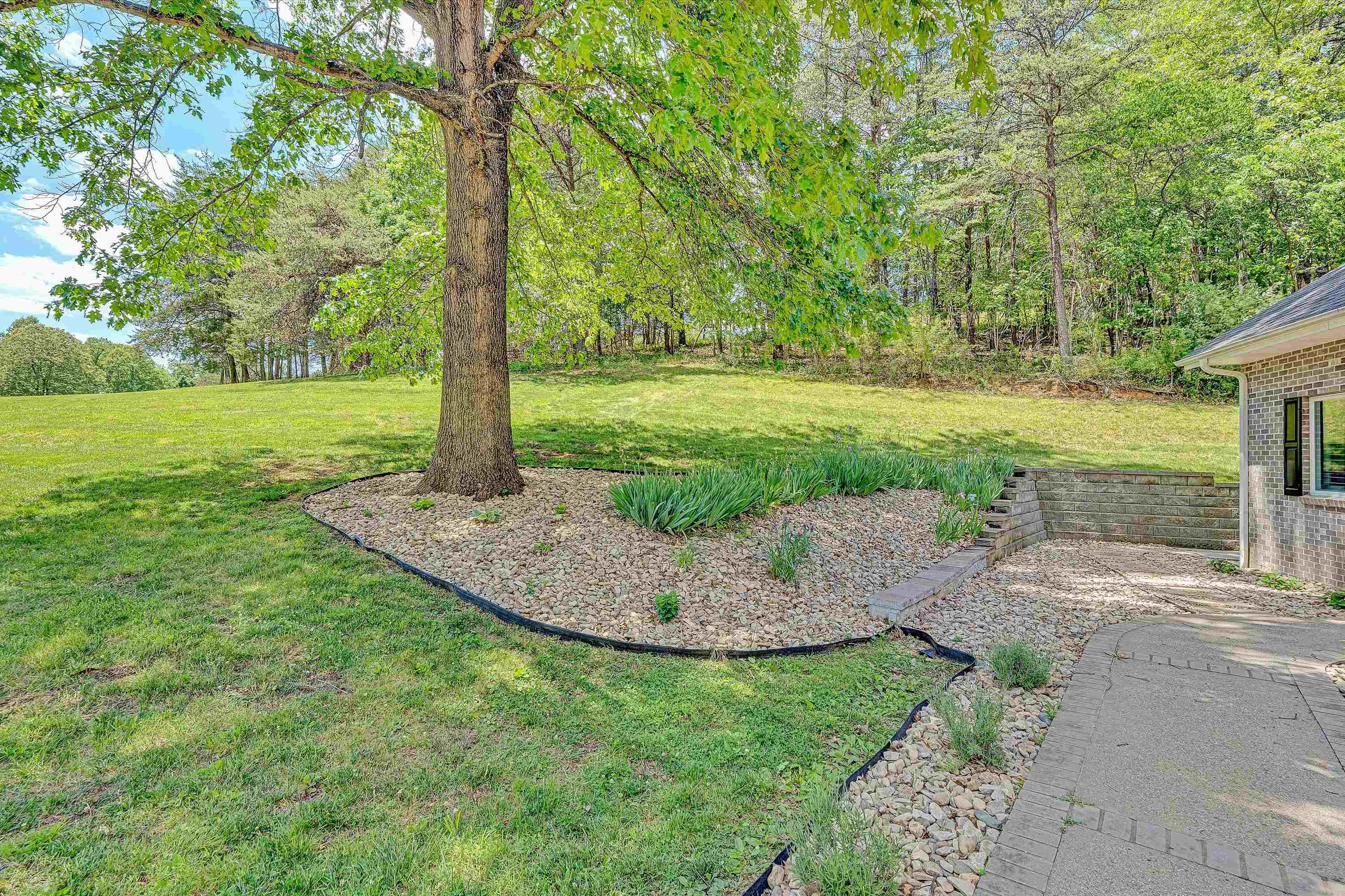 120 Stonelea Drive Troutville VA 24175