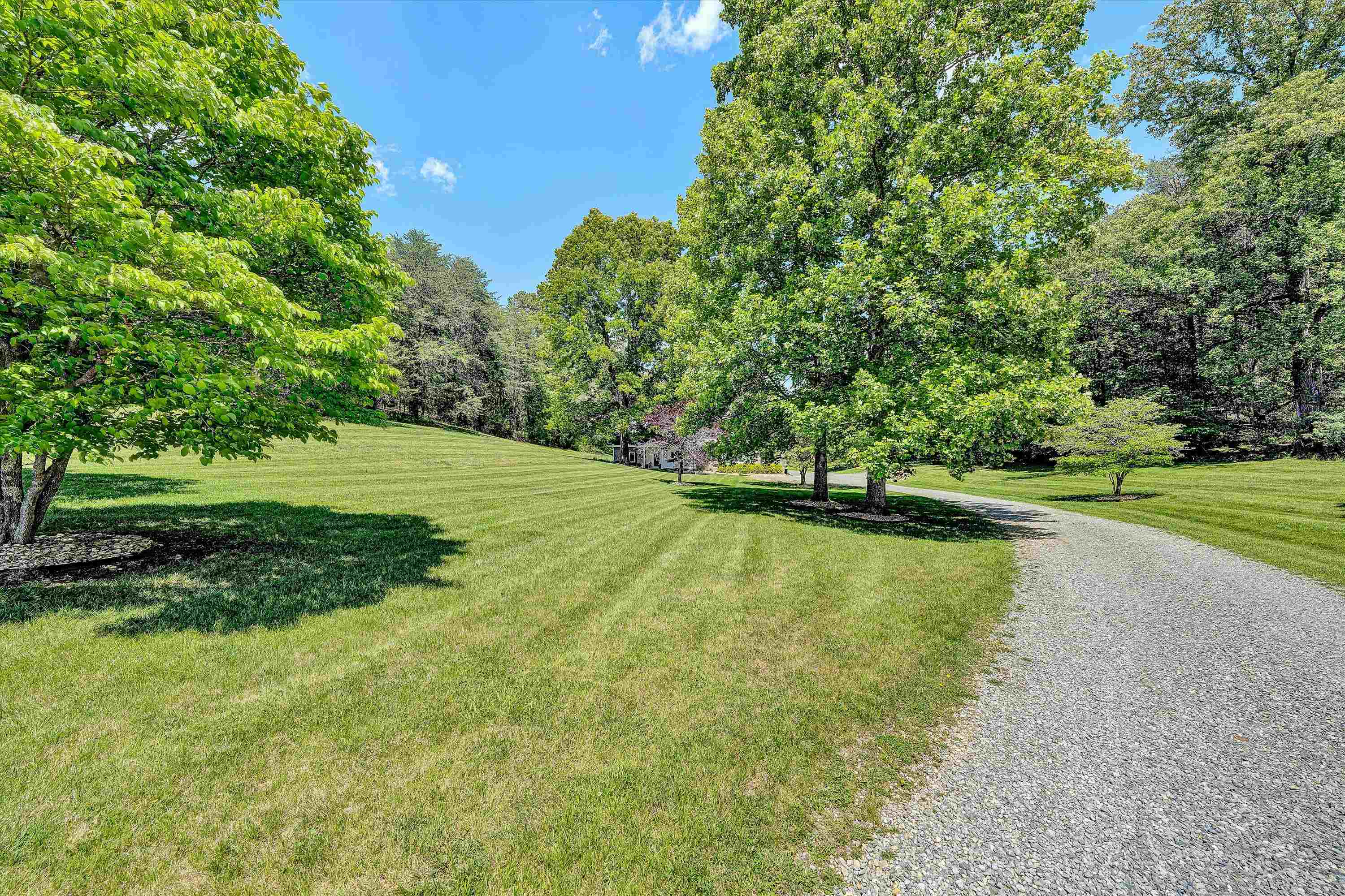 120 Stonelea Drive Troutville VA 24175