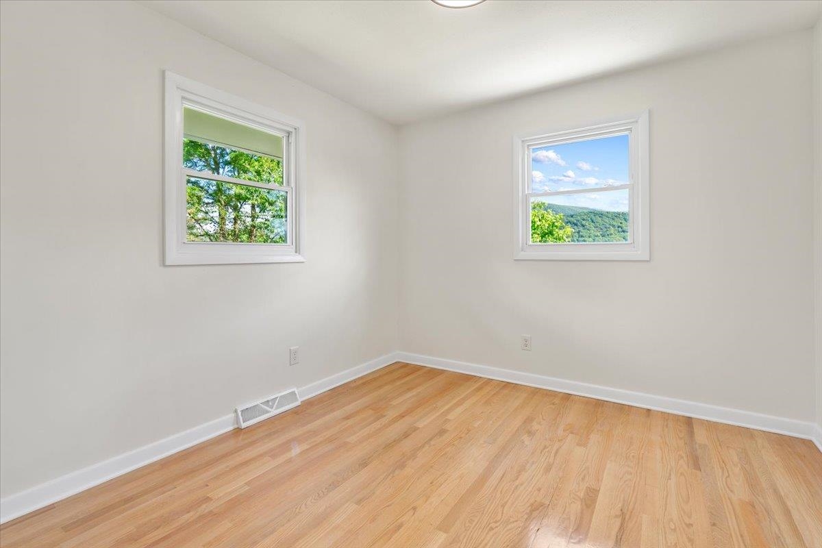 104 Pine Street Narrows VA 24124