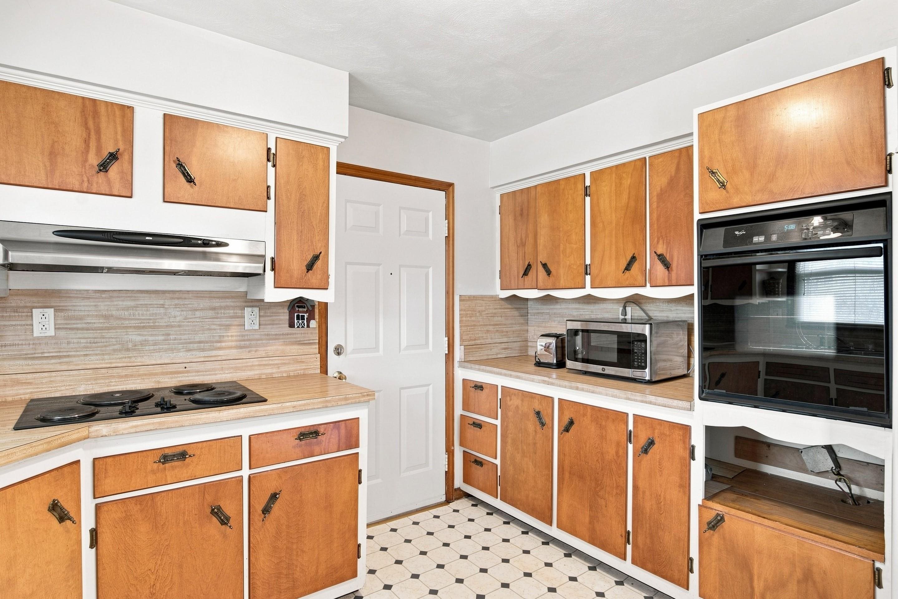 6477 Virginia Avenue Pembroke VA 24136