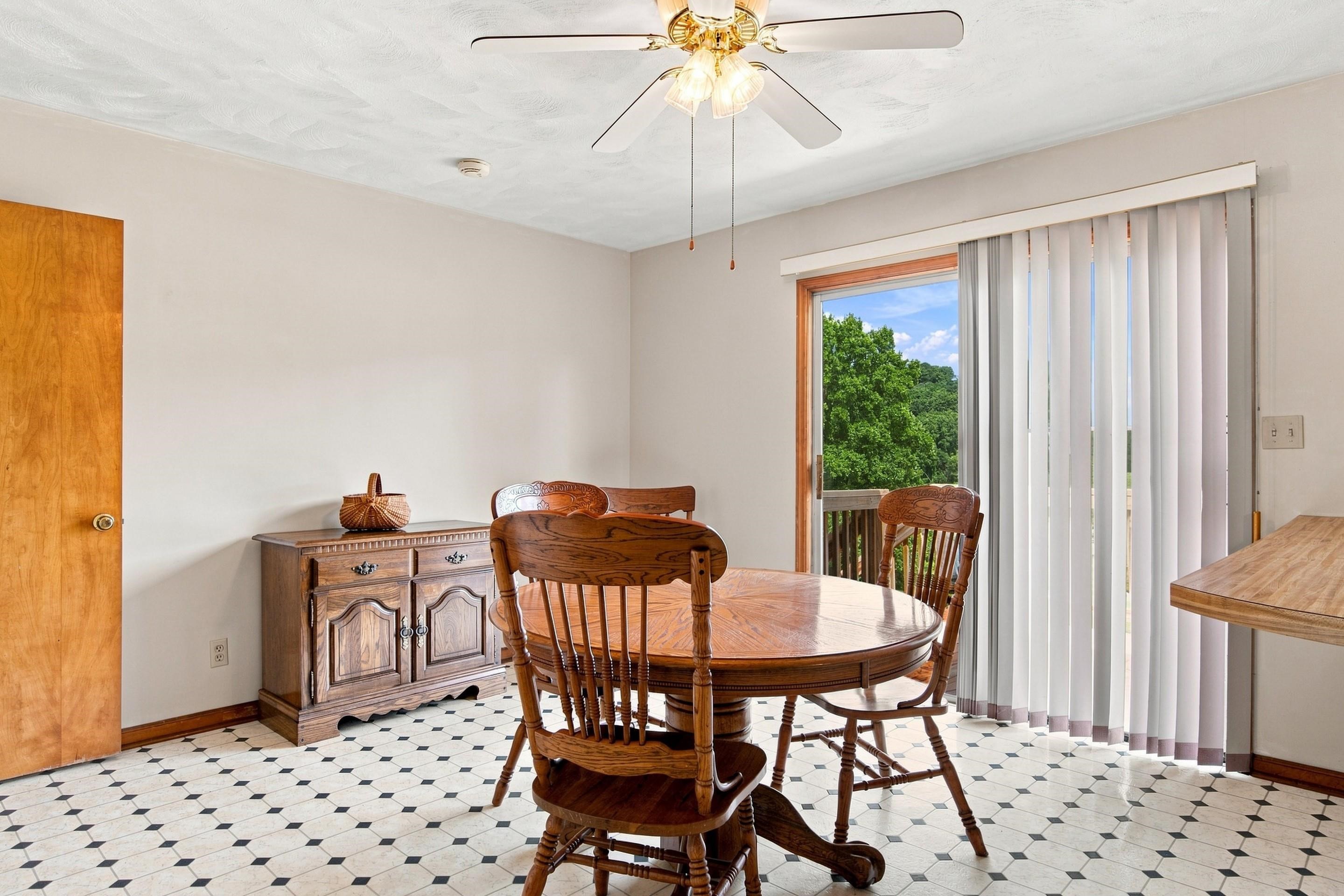 6477 Virginia Avenue Pembroke VA 24136