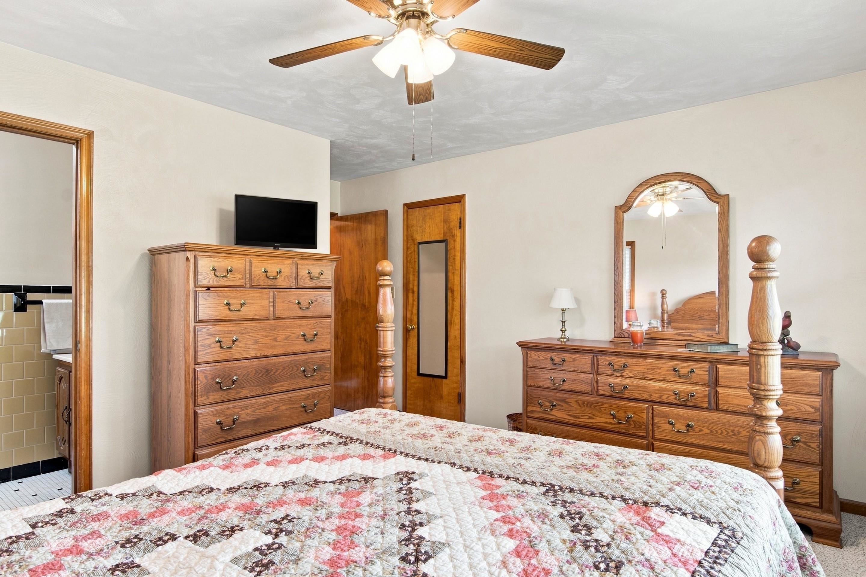 6477 Virginia Avenue Pembroke VA 24136