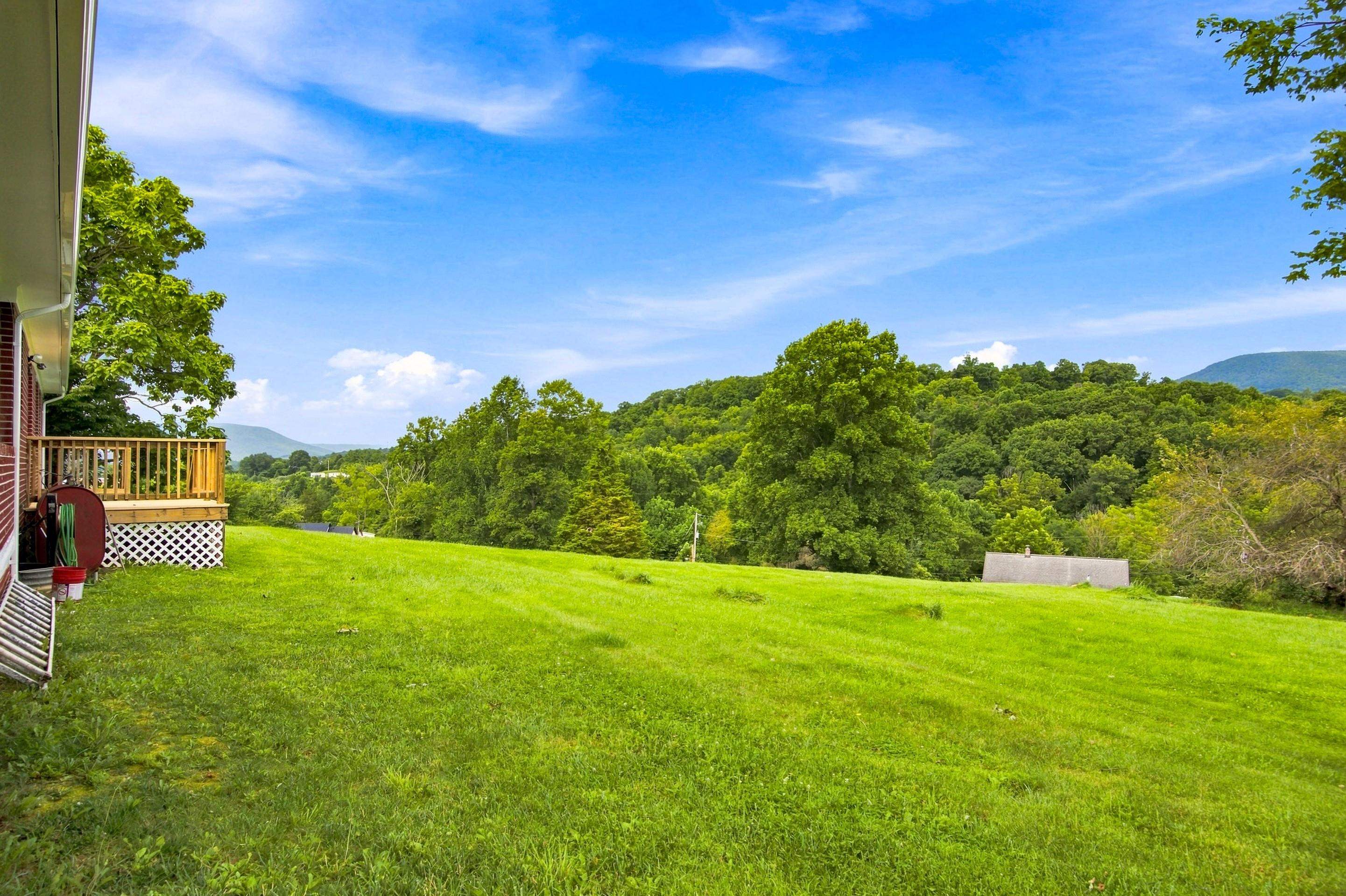 6477 Virginia Avenue Pembroke VA 24136