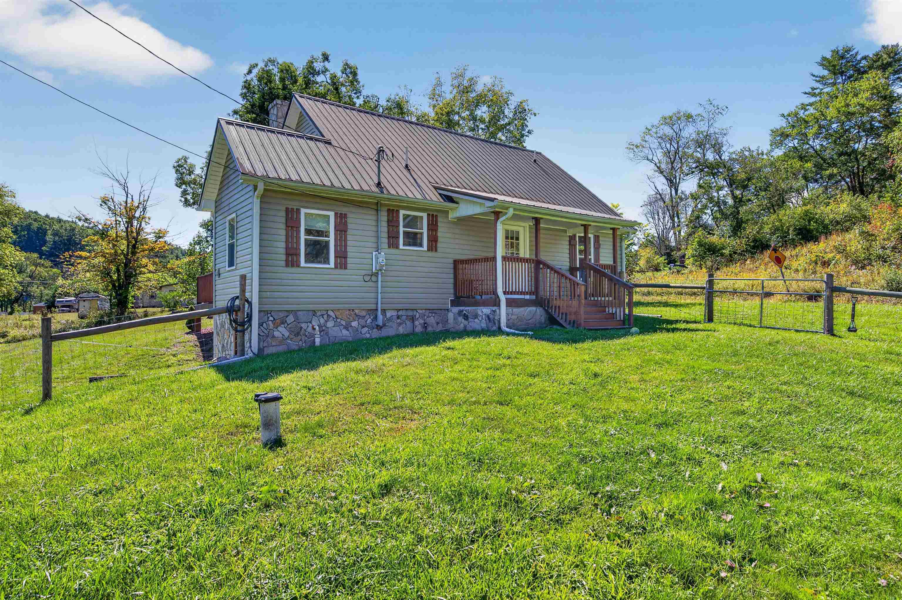 94 Stevens Creek Road Fries VA 24330