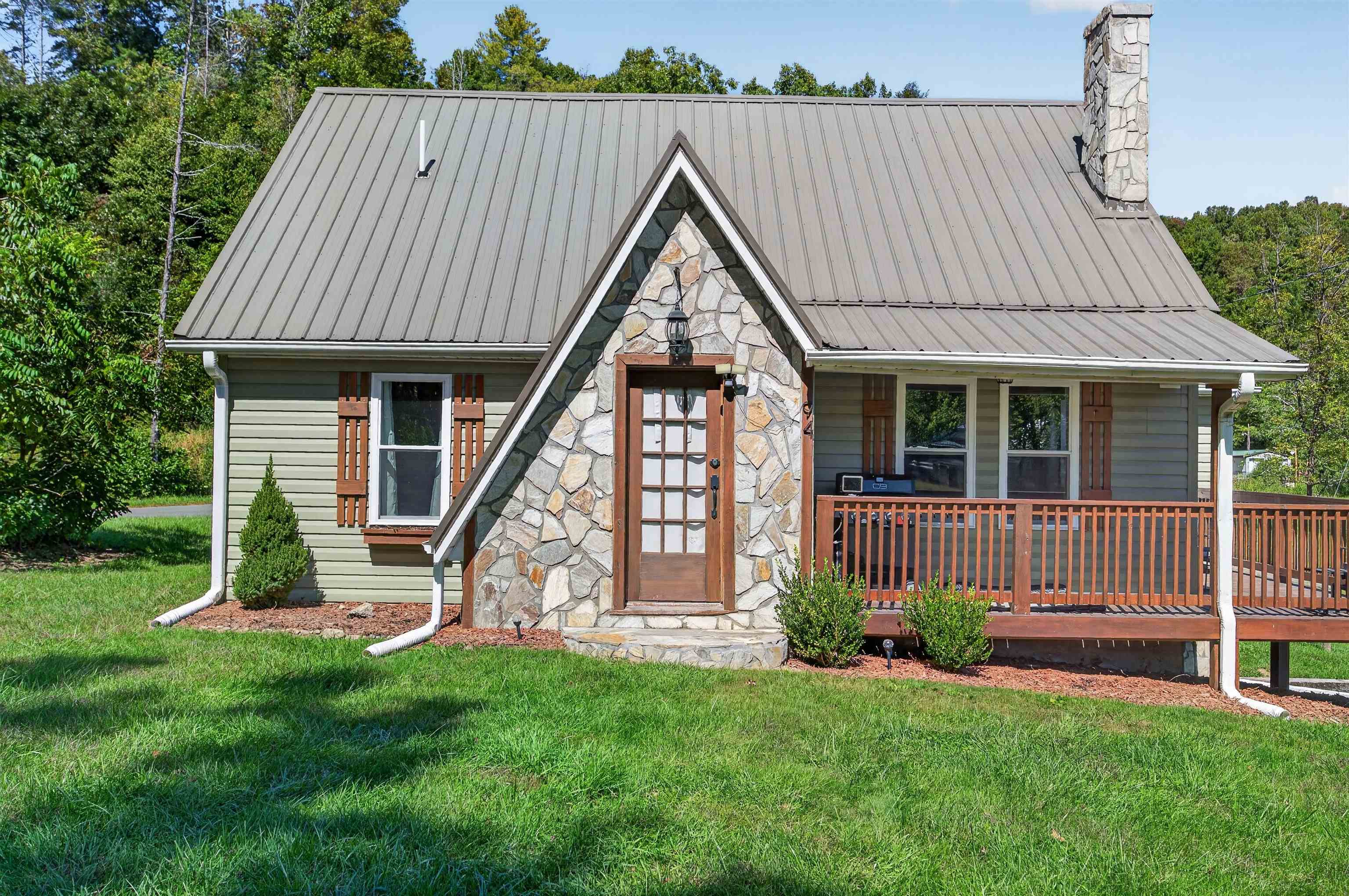 94 Stevens Creek Road Fries VA 24330