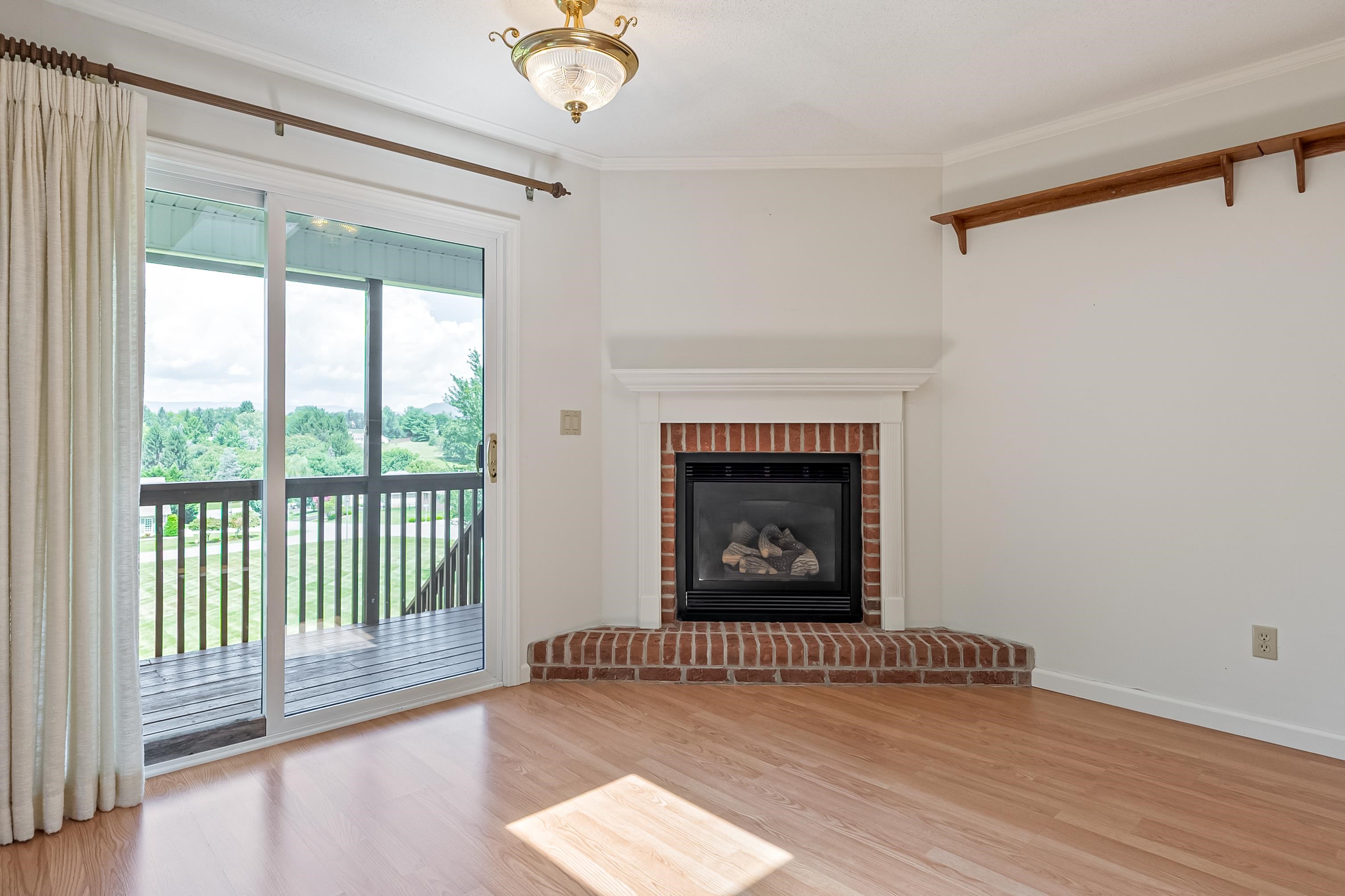 200 Century Court Wytheville VA 24382