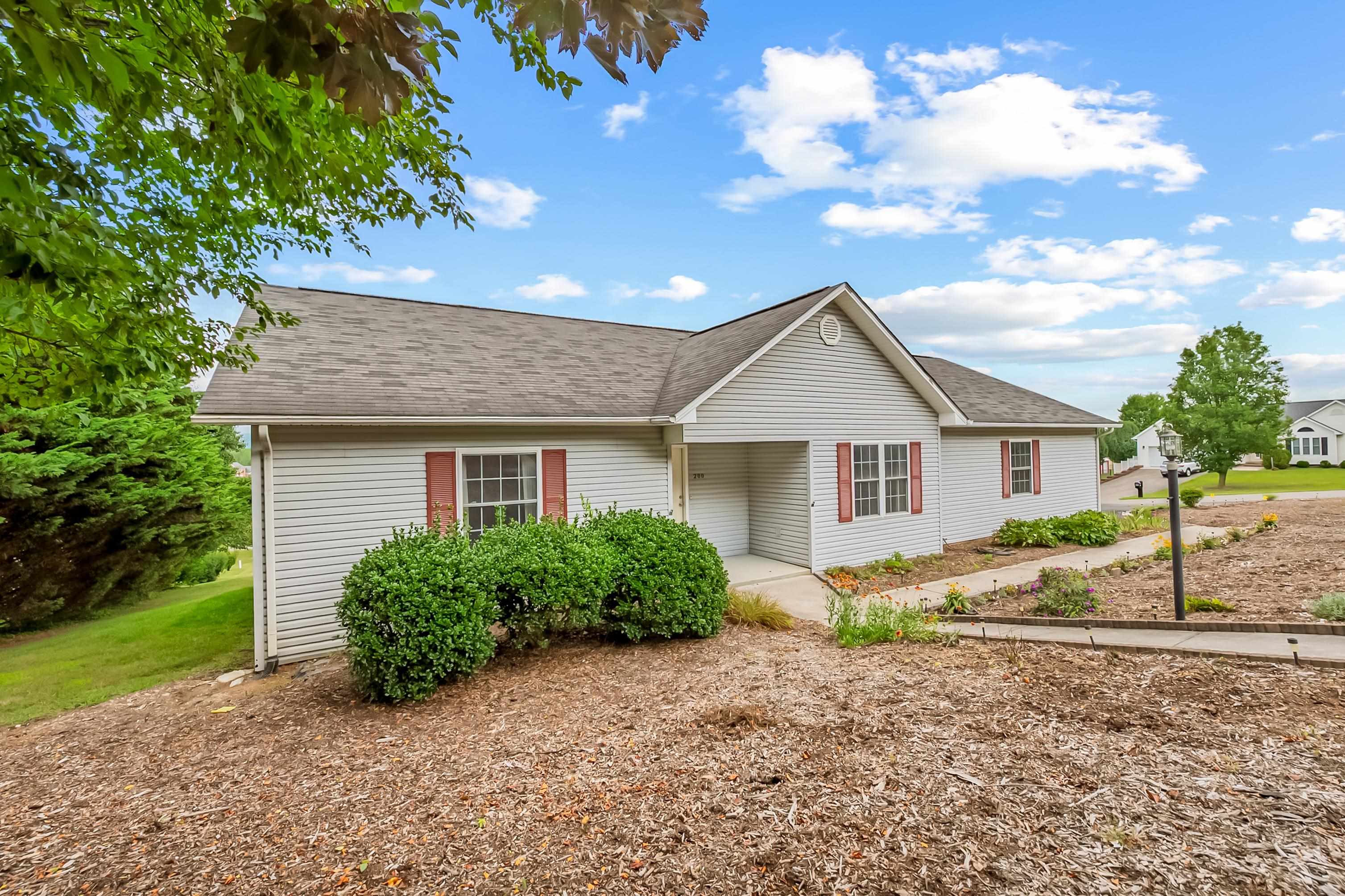 200 Century Court Wytheville VA 24382