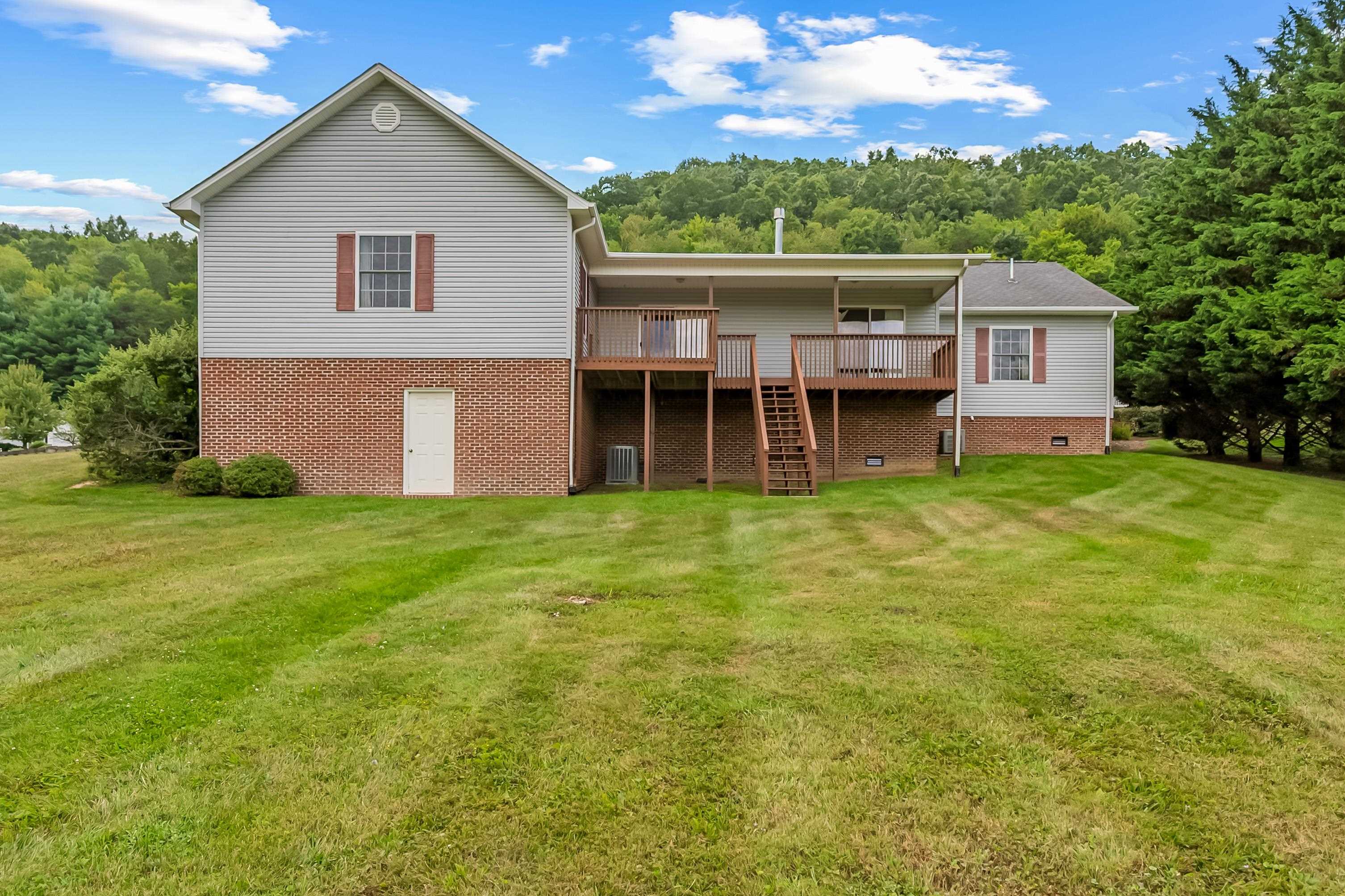 200 Century Court Wytheville VA 24382