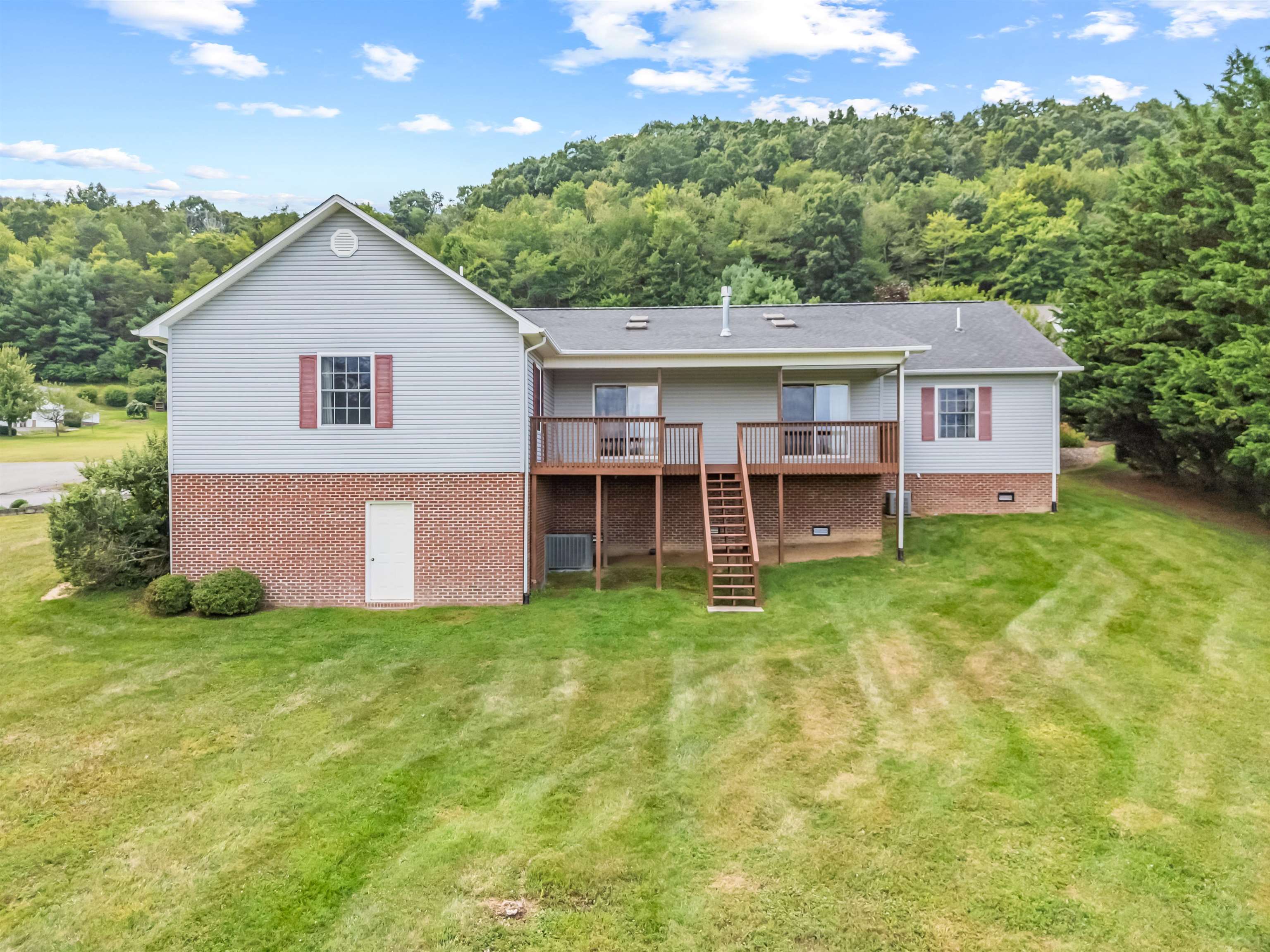 200 Century Court Wytheville VA 24382