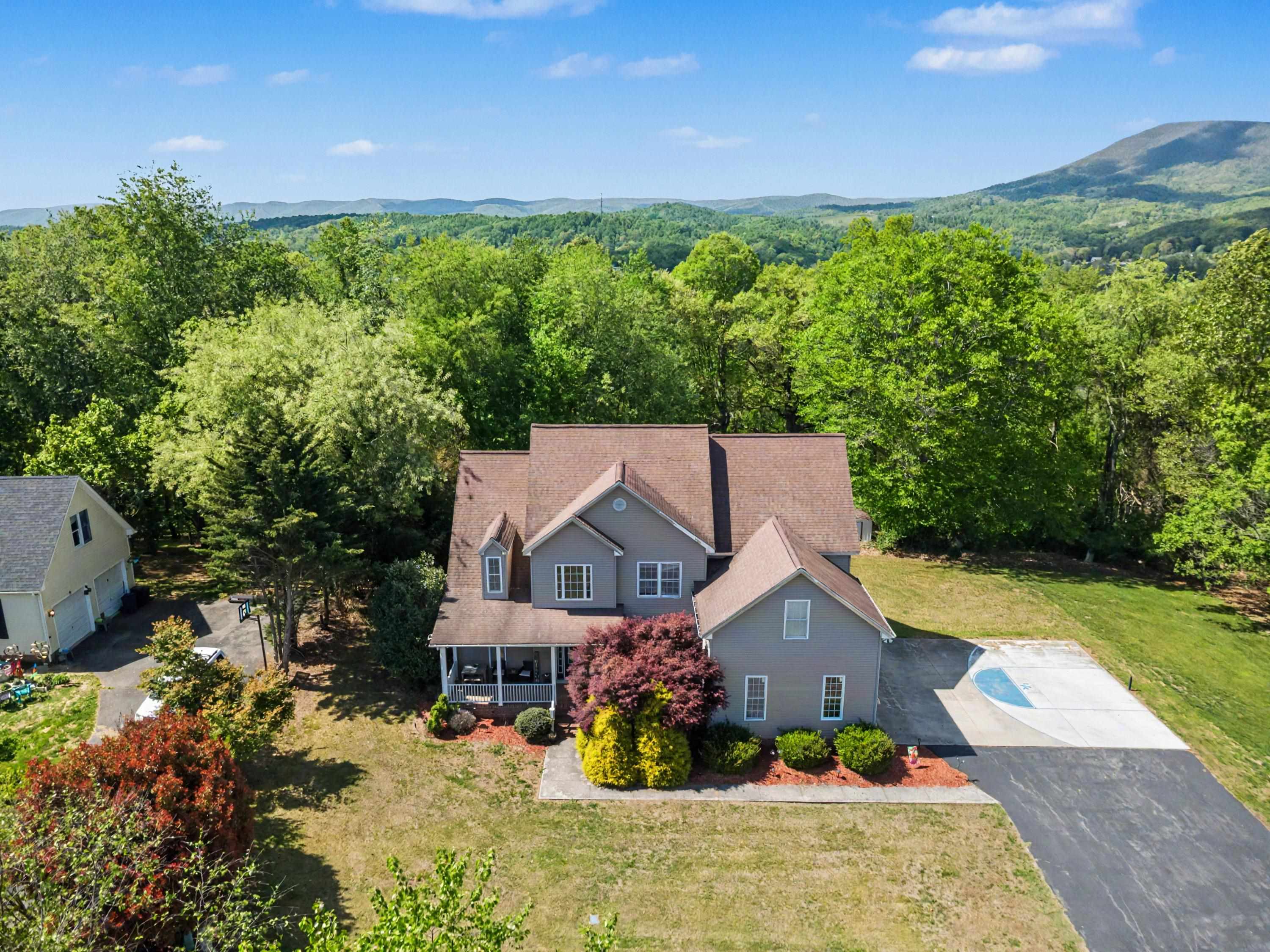315 Horseshoe Farm Road Pembroke VA 24136