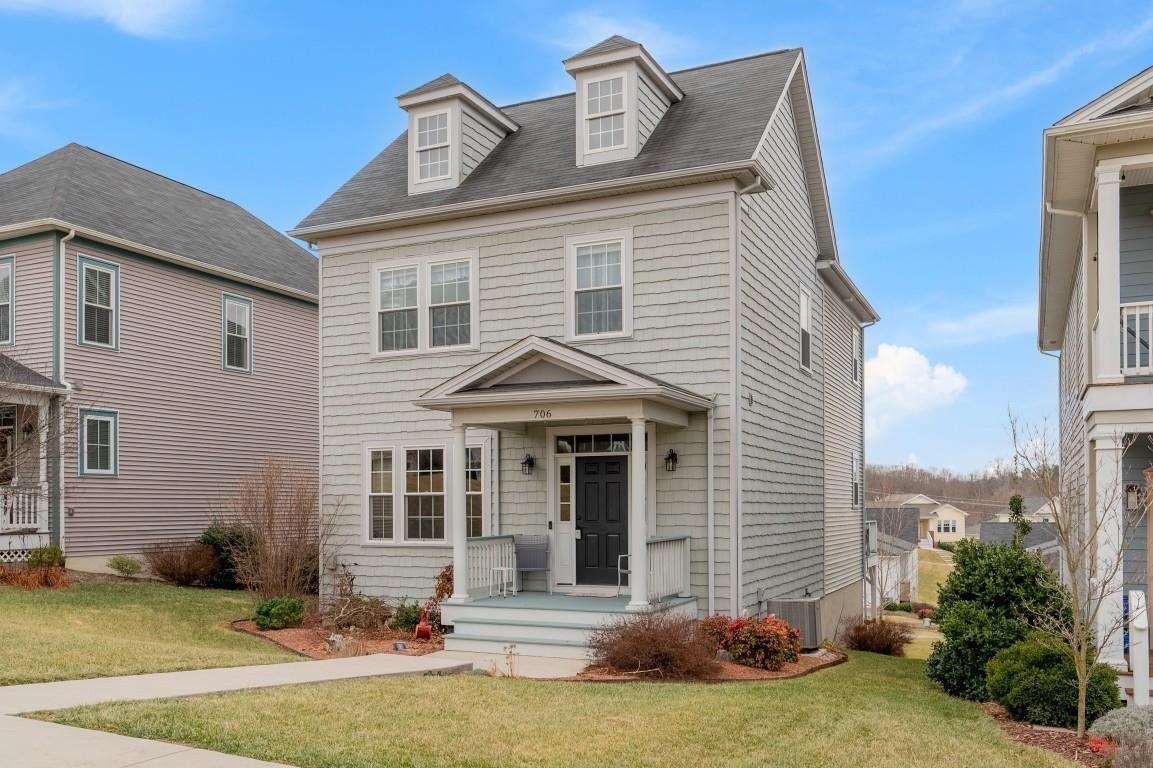 Blacksburg VA, 706 Village Way N