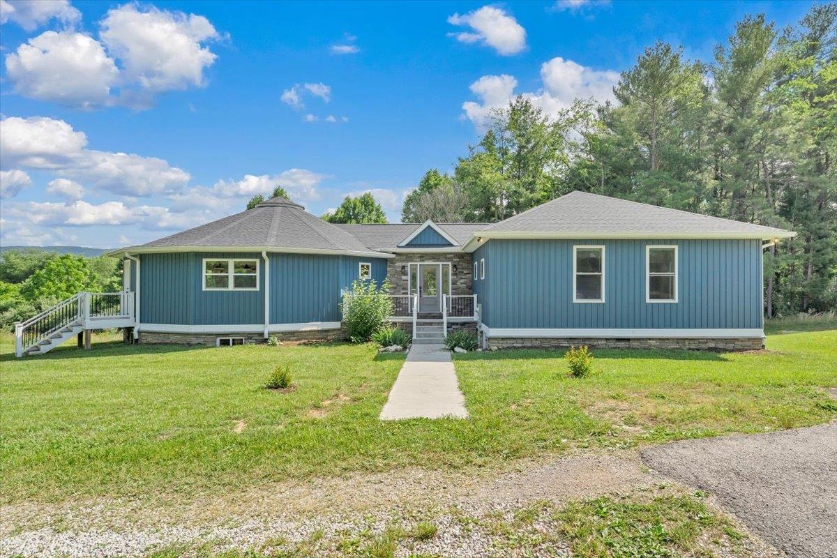 3202 Mathews Lane Blacksburg VA 24060