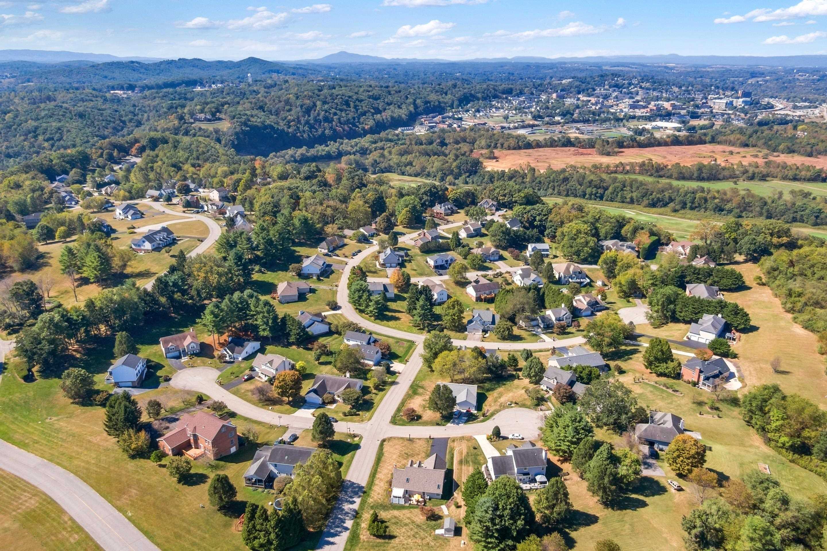 100 Greenfield Court Radford VA 24141
