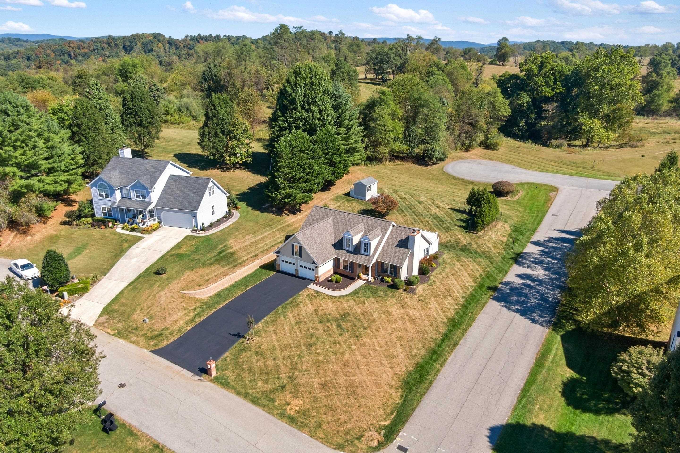 100 Greenfield Court Radford VA 24141