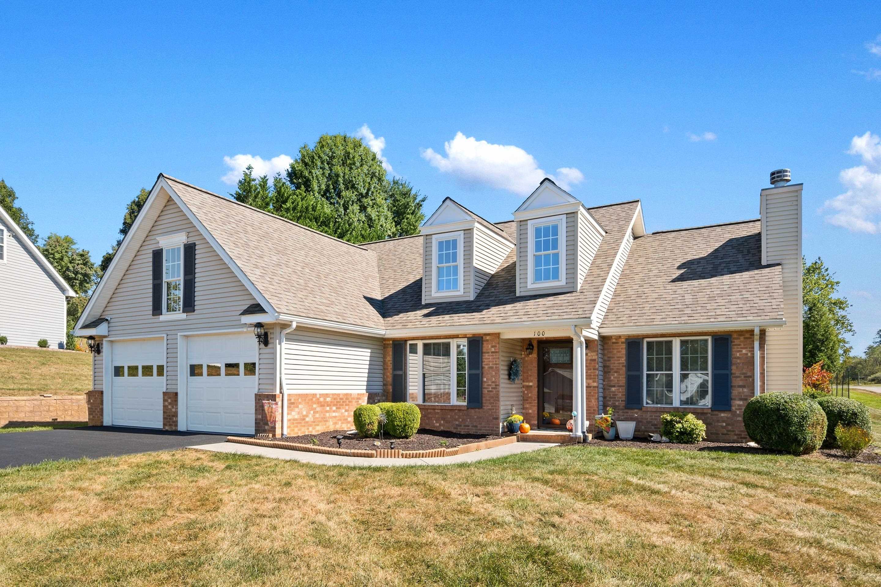100 Greenfield Court Radford VA 24141