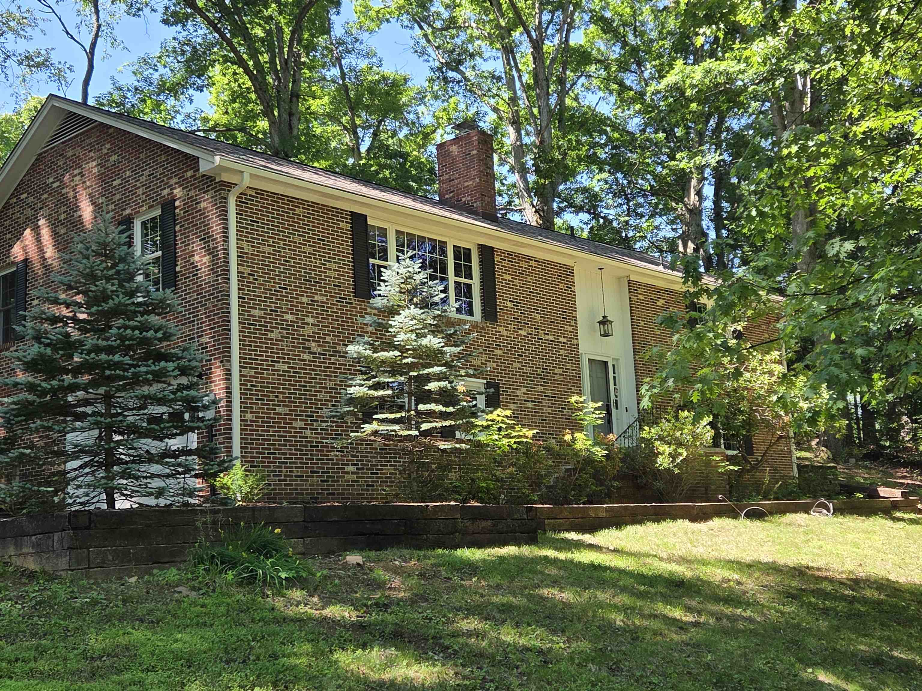 7228 Timberlane Drive Radford VA 24141
