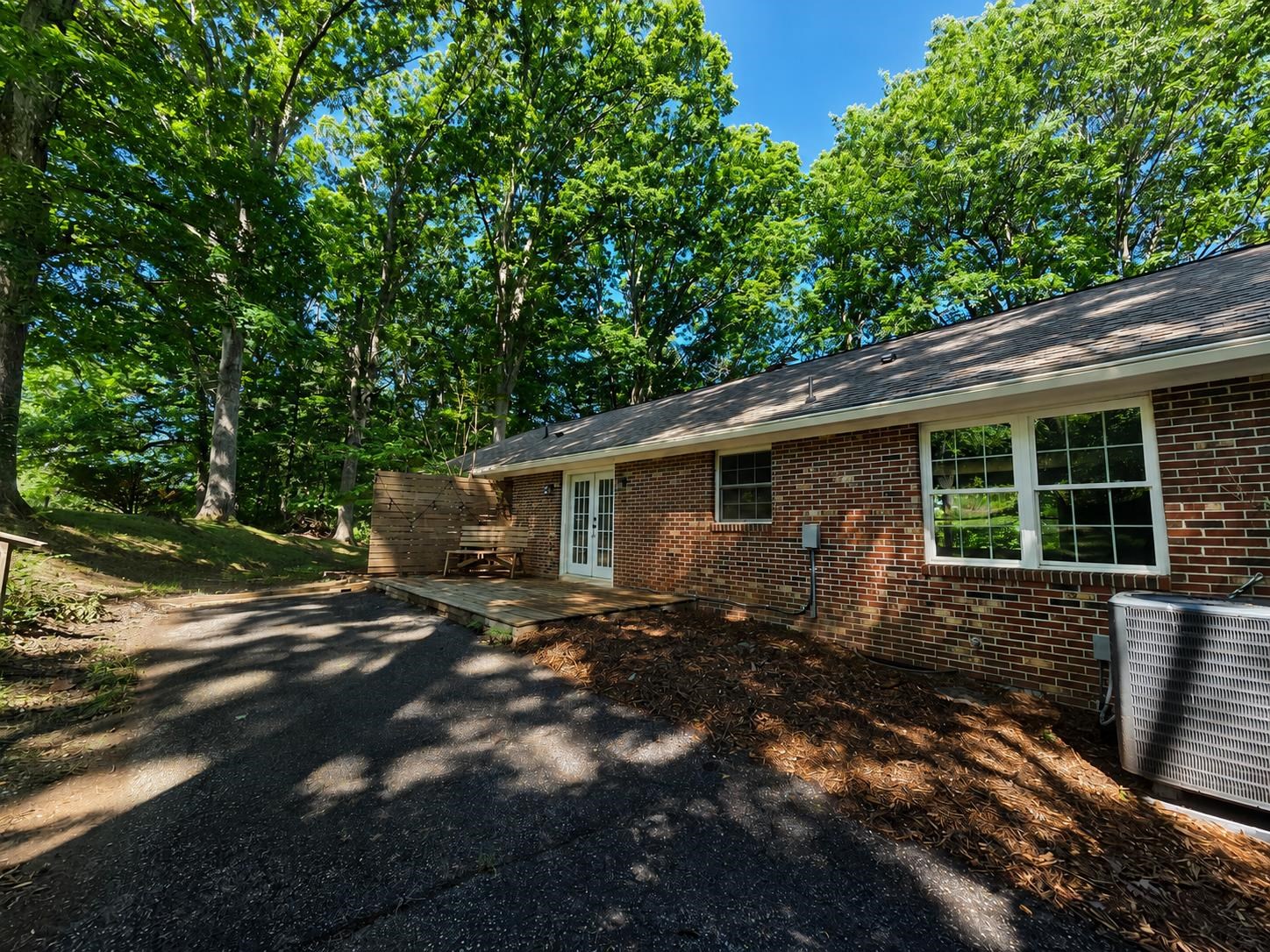 7228 Timberlane Drive Radford VA 24141