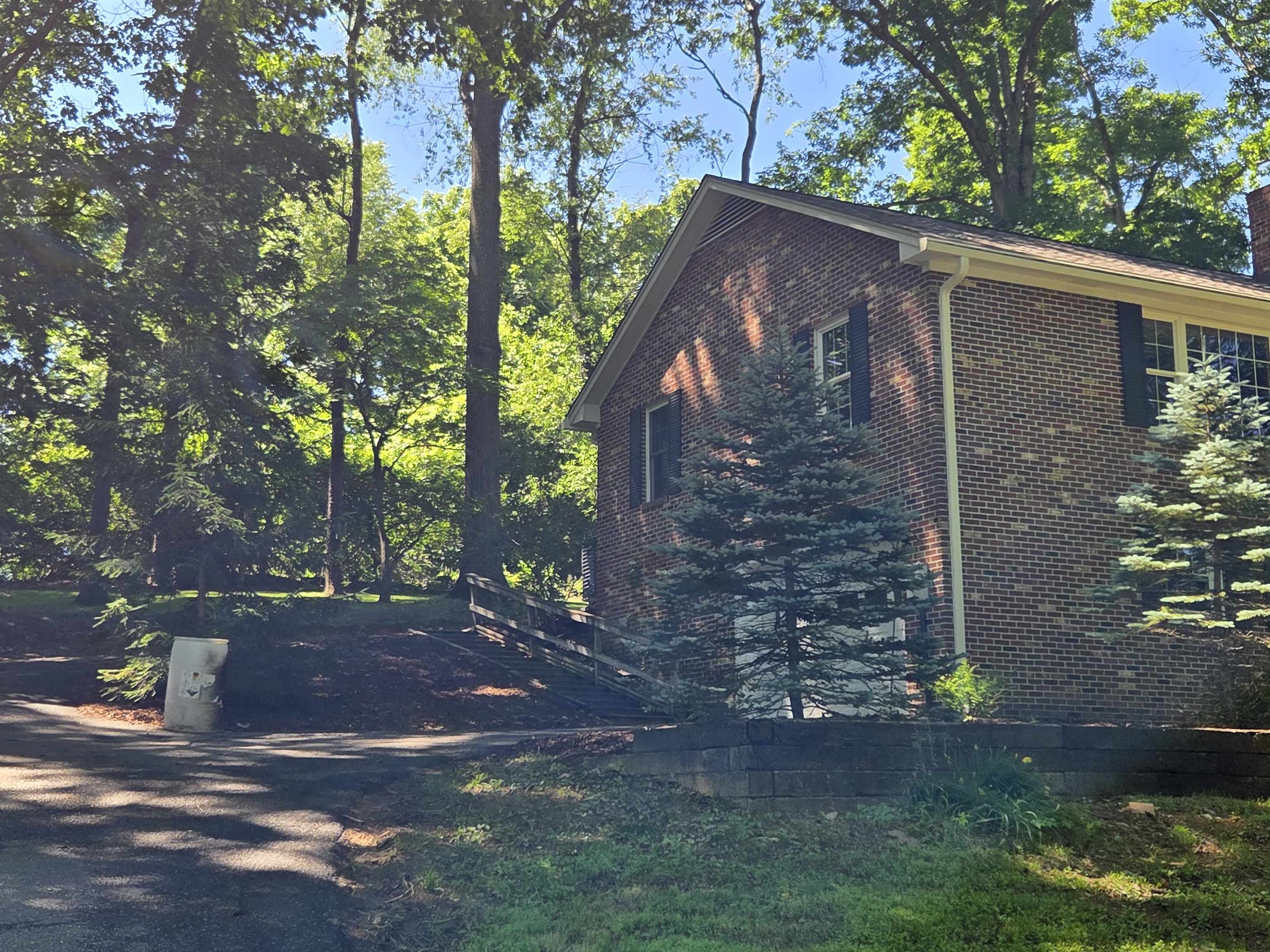 7228 Timberlane Drive Radford VA 24141