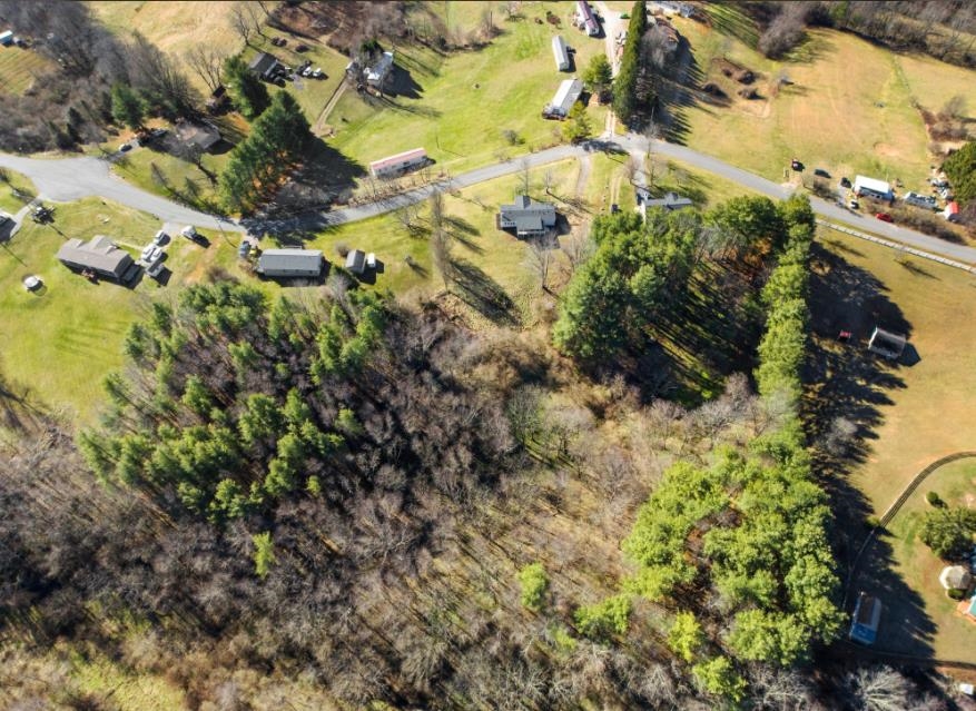 460 Carterville Heights Road Max Meadows VA 24360