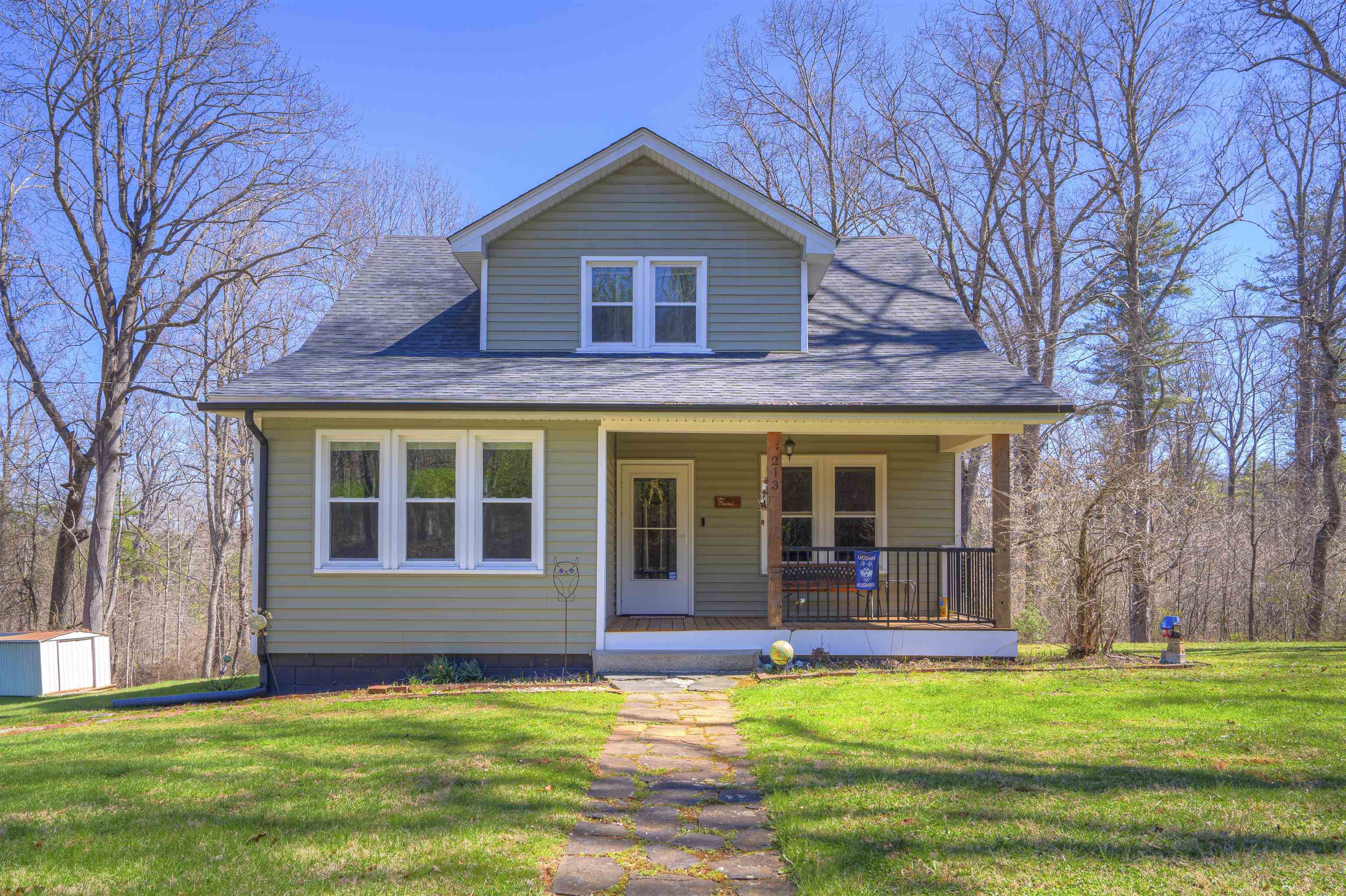 213 Christiansburg Pike NE Floyd VA 24091