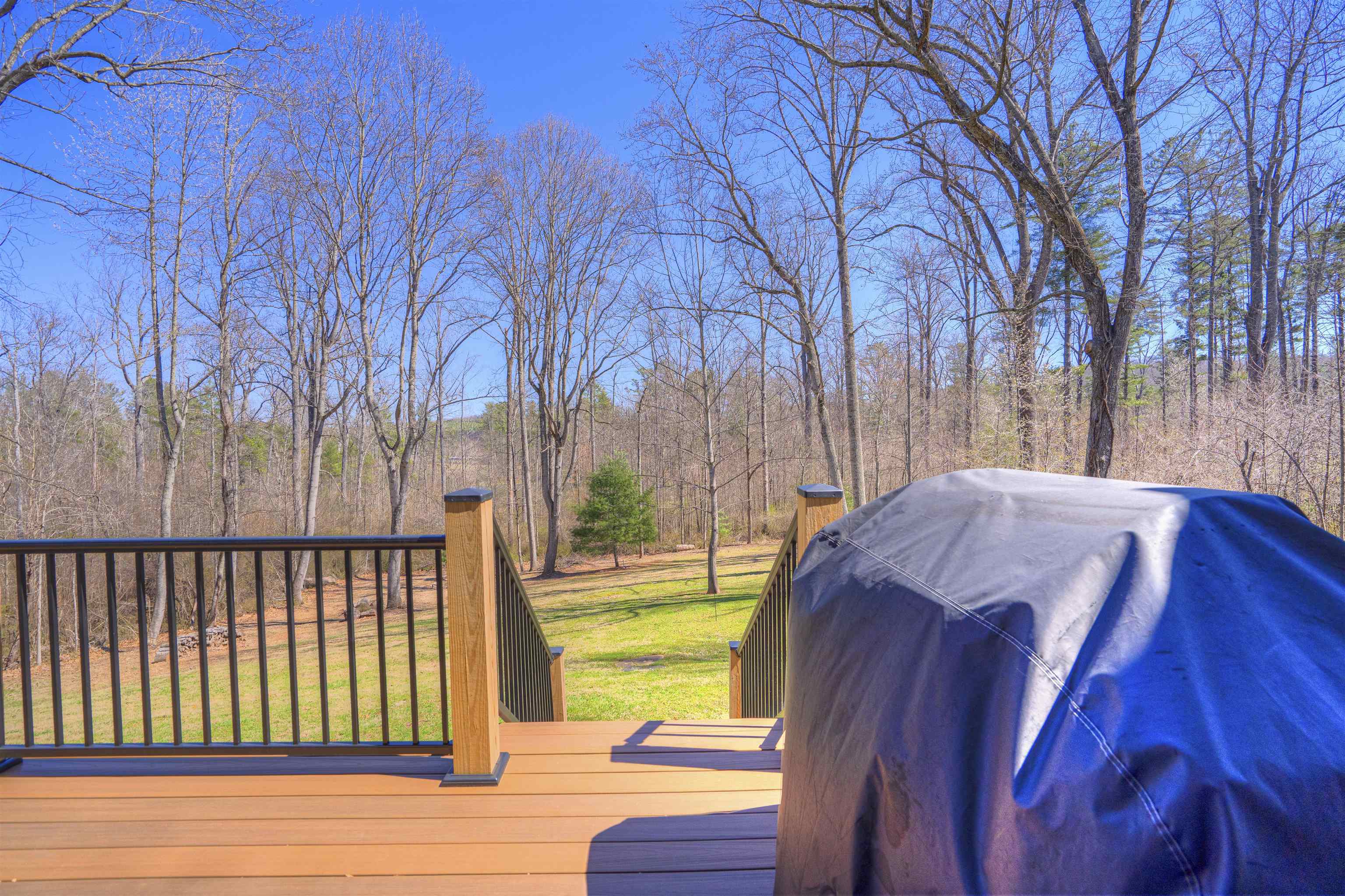 213 Christiansburg Pike NE Floyd VA 24091