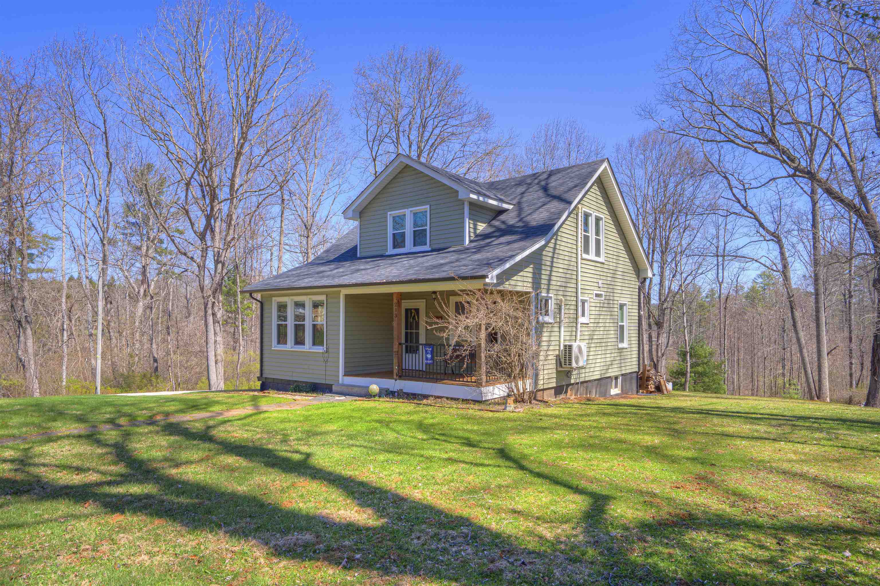 213 Christiansburg Pike NE Floyd VA 24091