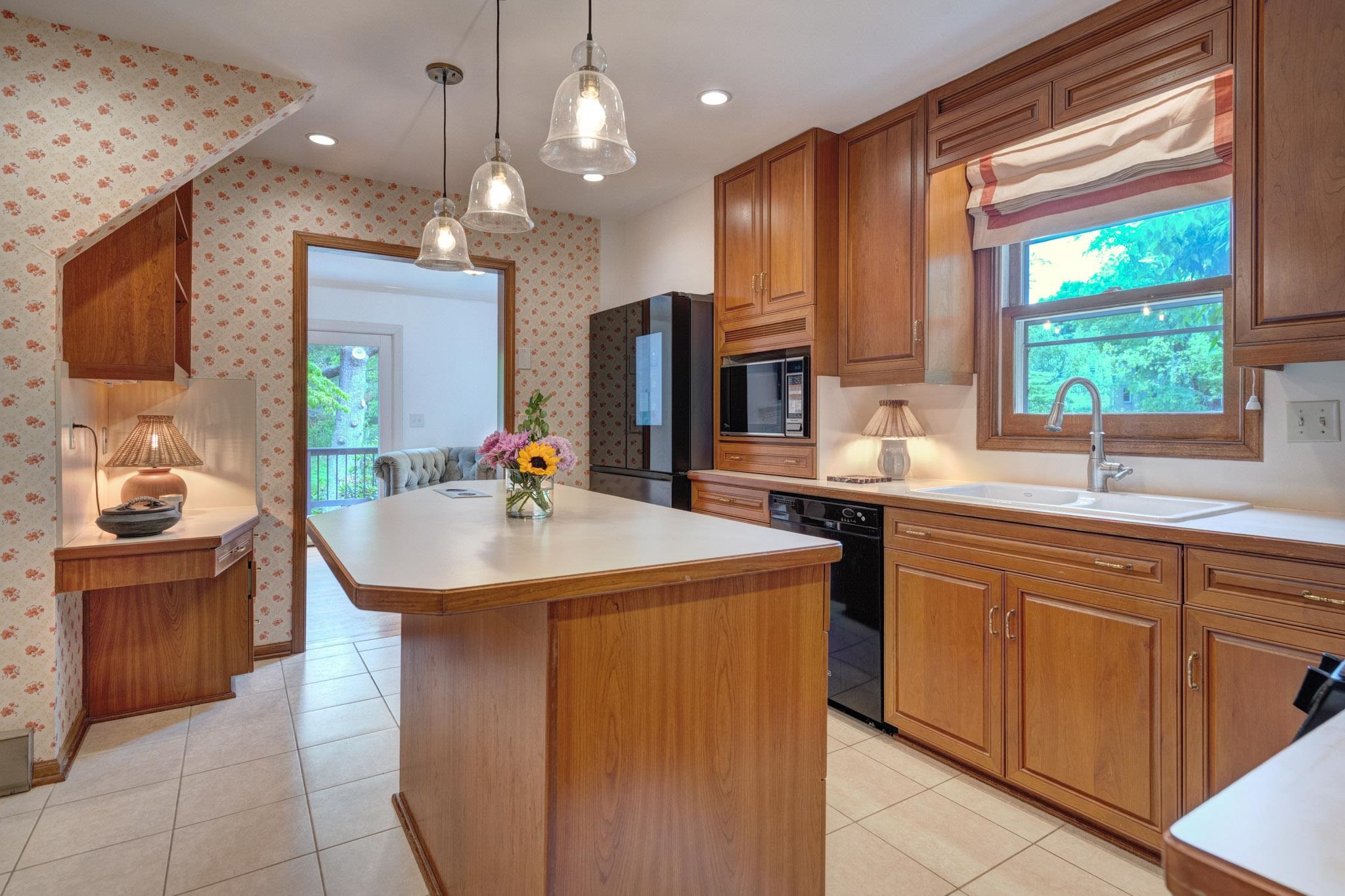 914 Mason Drive Blacksburg VA 24060