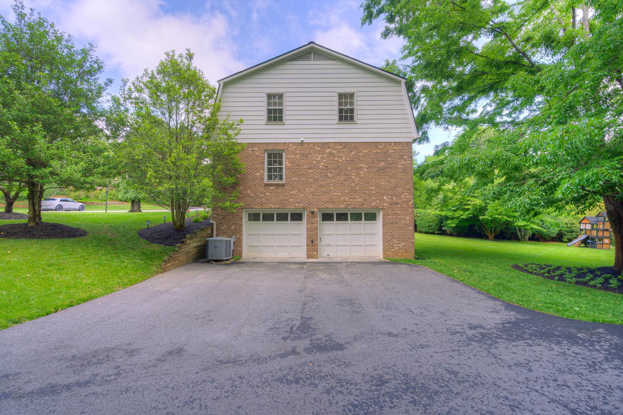914 Mason Drive Blacksburg VA 24060